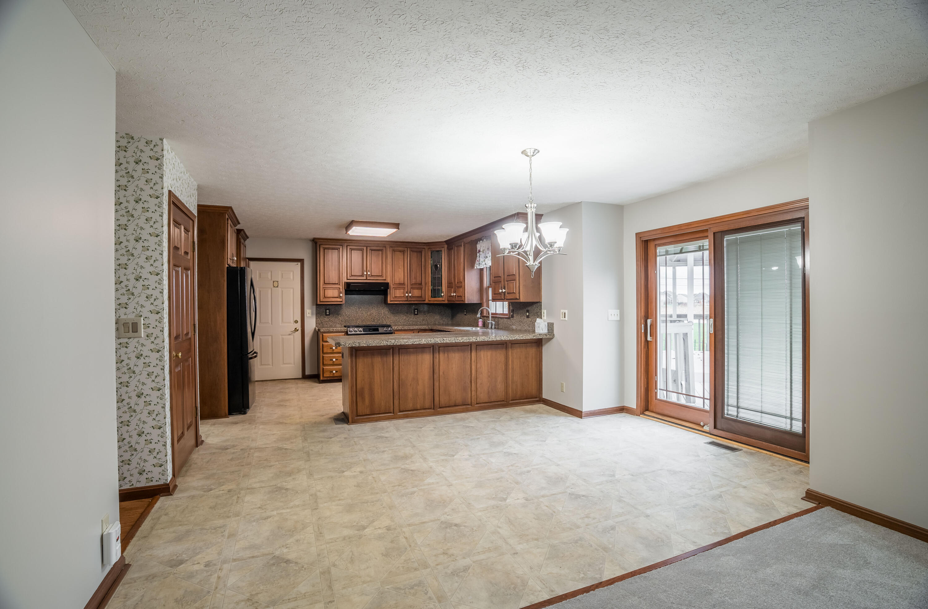 830 Pinehurst Drive, Tipp City, Ohio 45371