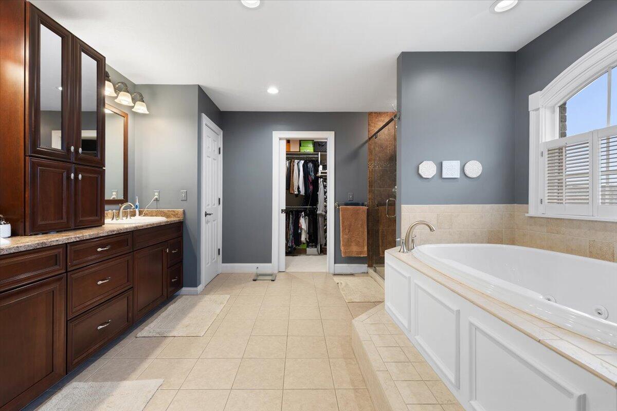 1162 Ontario Court, Sidney, Ohio 45365