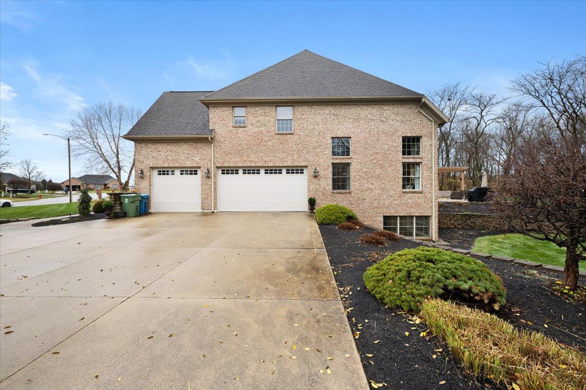 1162 Ontario Court, Sidney, Ohio 45365