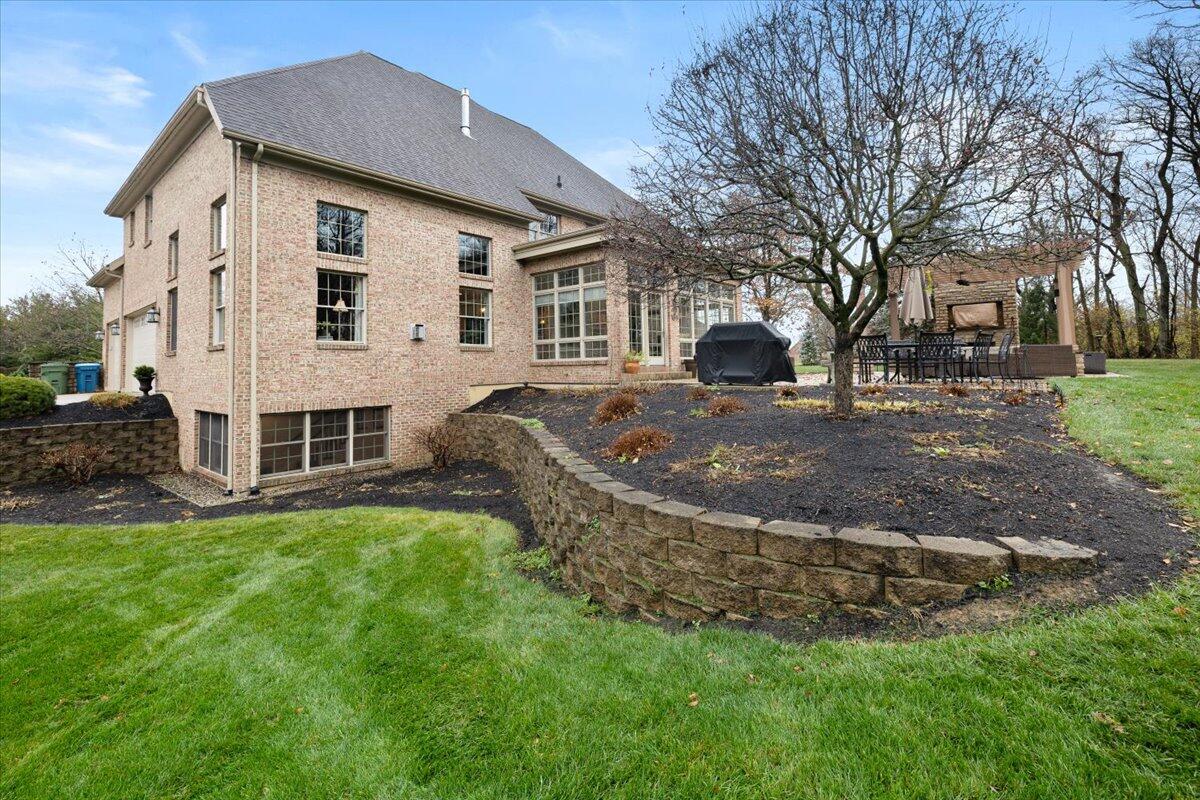 1162 Ontario Court, Sidney, Ohio 45365