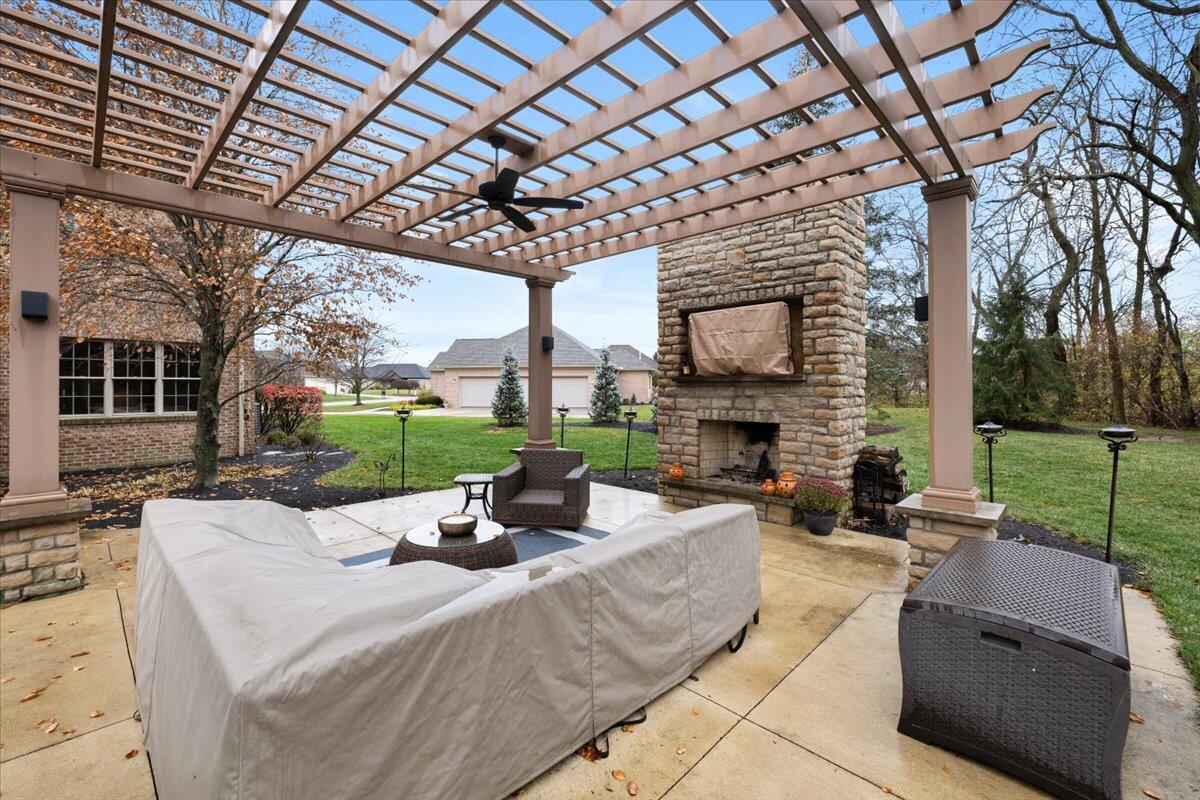 1162 Ontario Court, Sidney, Ohio 45365