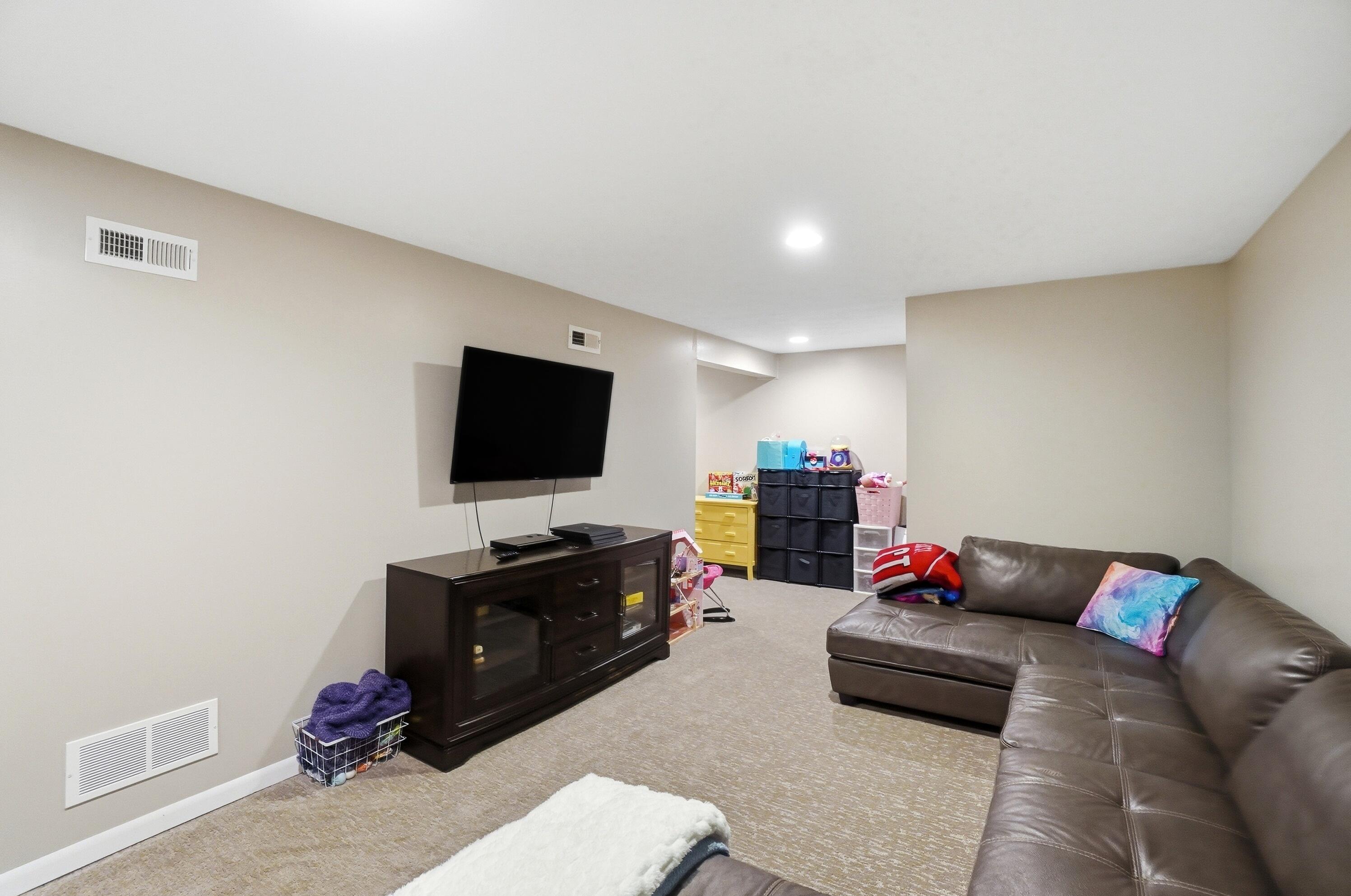 12538 Silvers Road, South Vienna, Ohio 45369