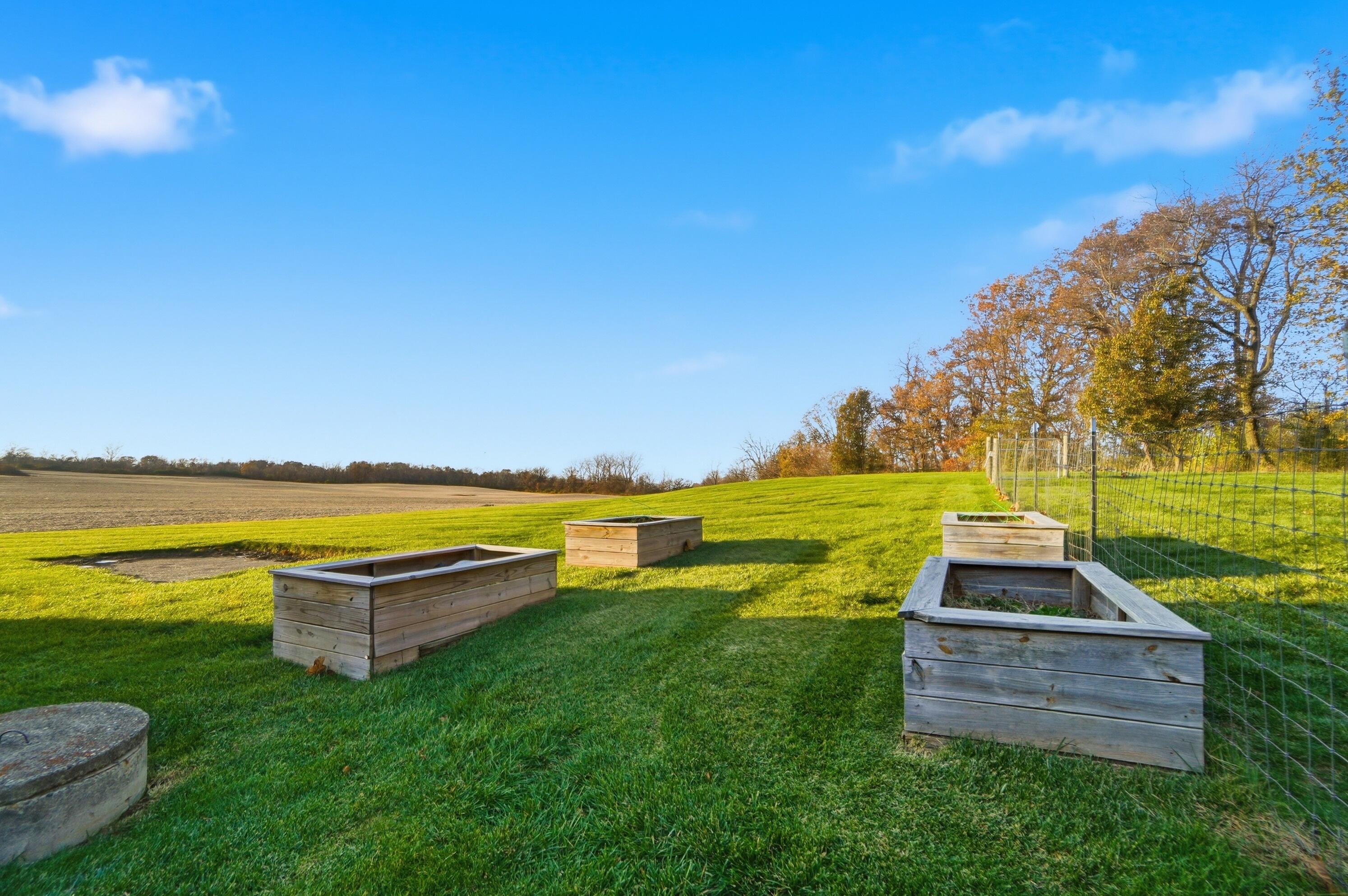 12538 Silvers Road, South Vienna, Ohio 45369