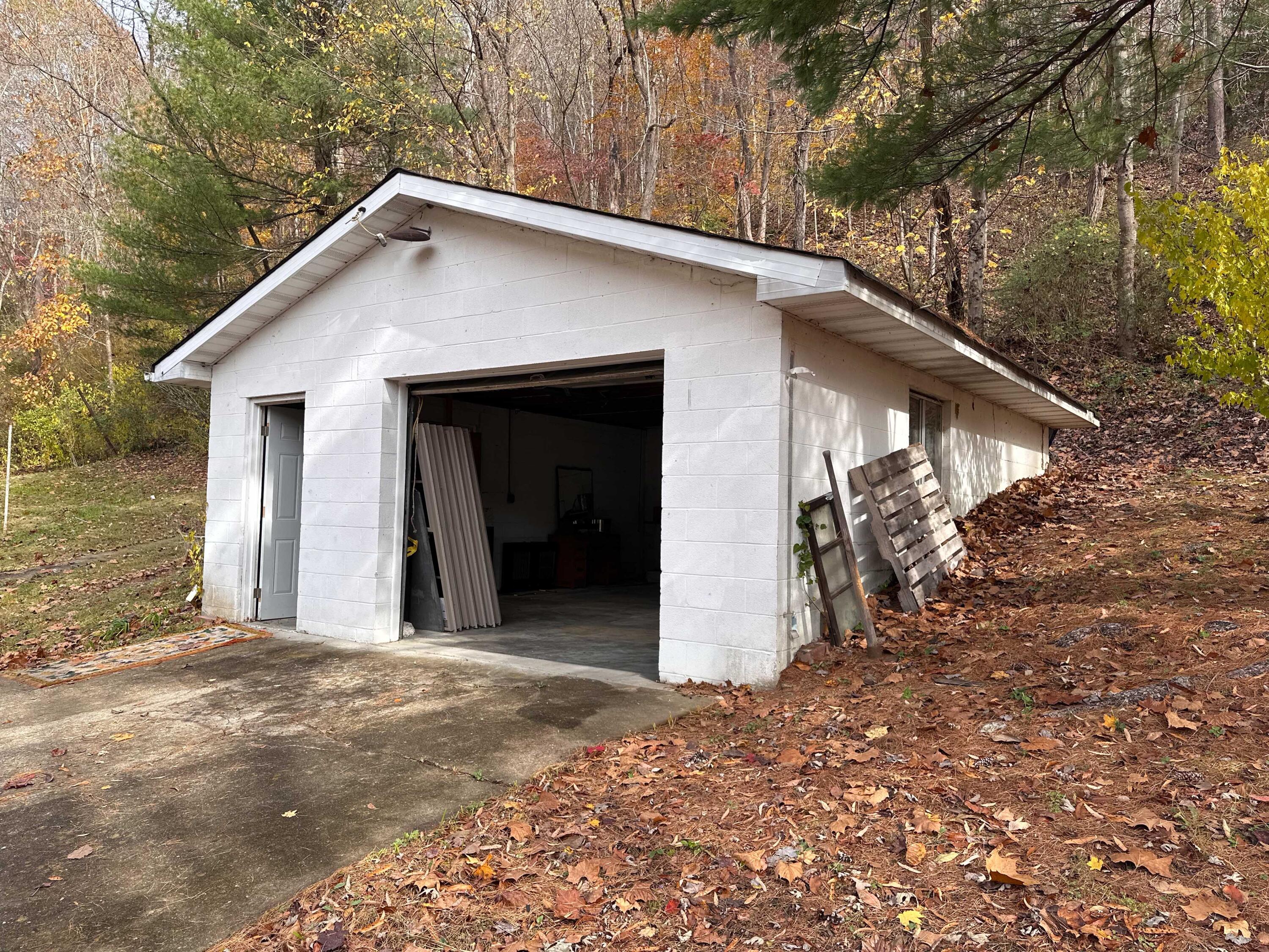 2116 Canter Drive, Portsmouth, Ohio 45662