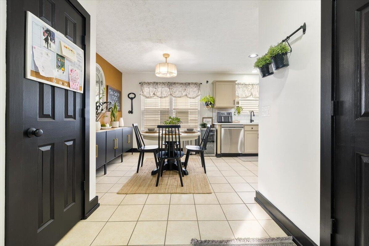 867 Gearhardt Lane, Troy, Ohio 45373