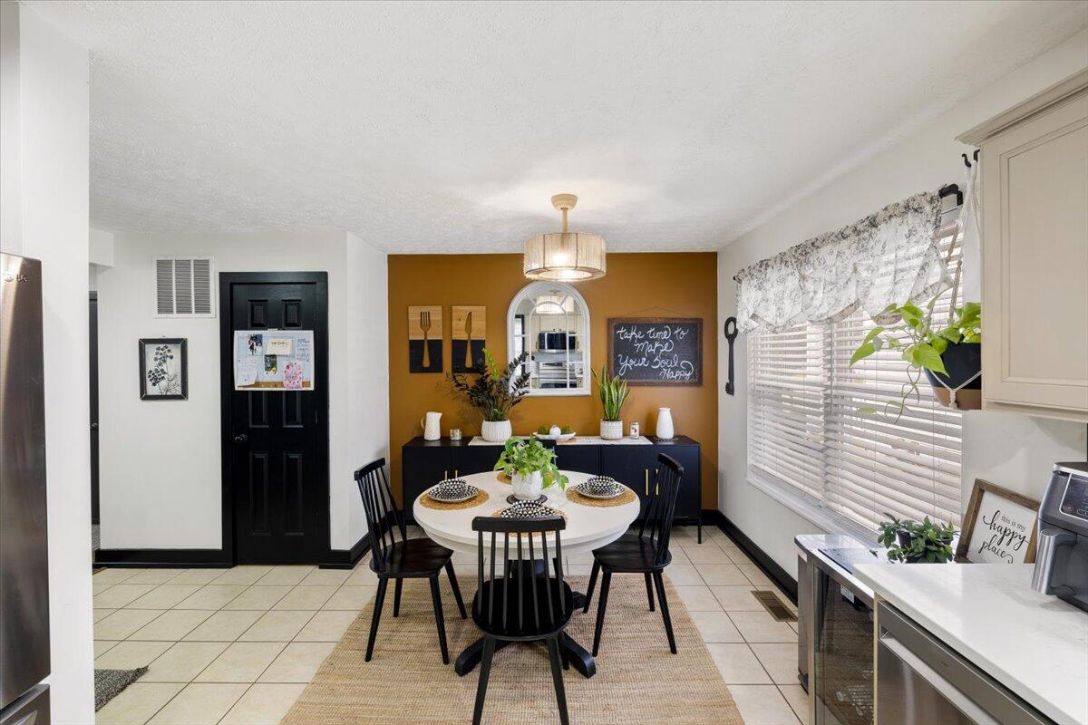 867 Gearhardt Lane, Troy, Ohio 45373