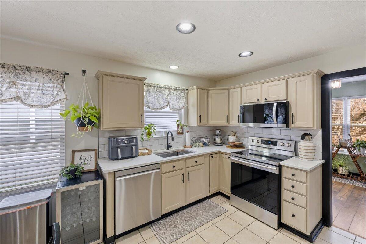 867 Gearhardt Lane, Troy, Ohio 45373