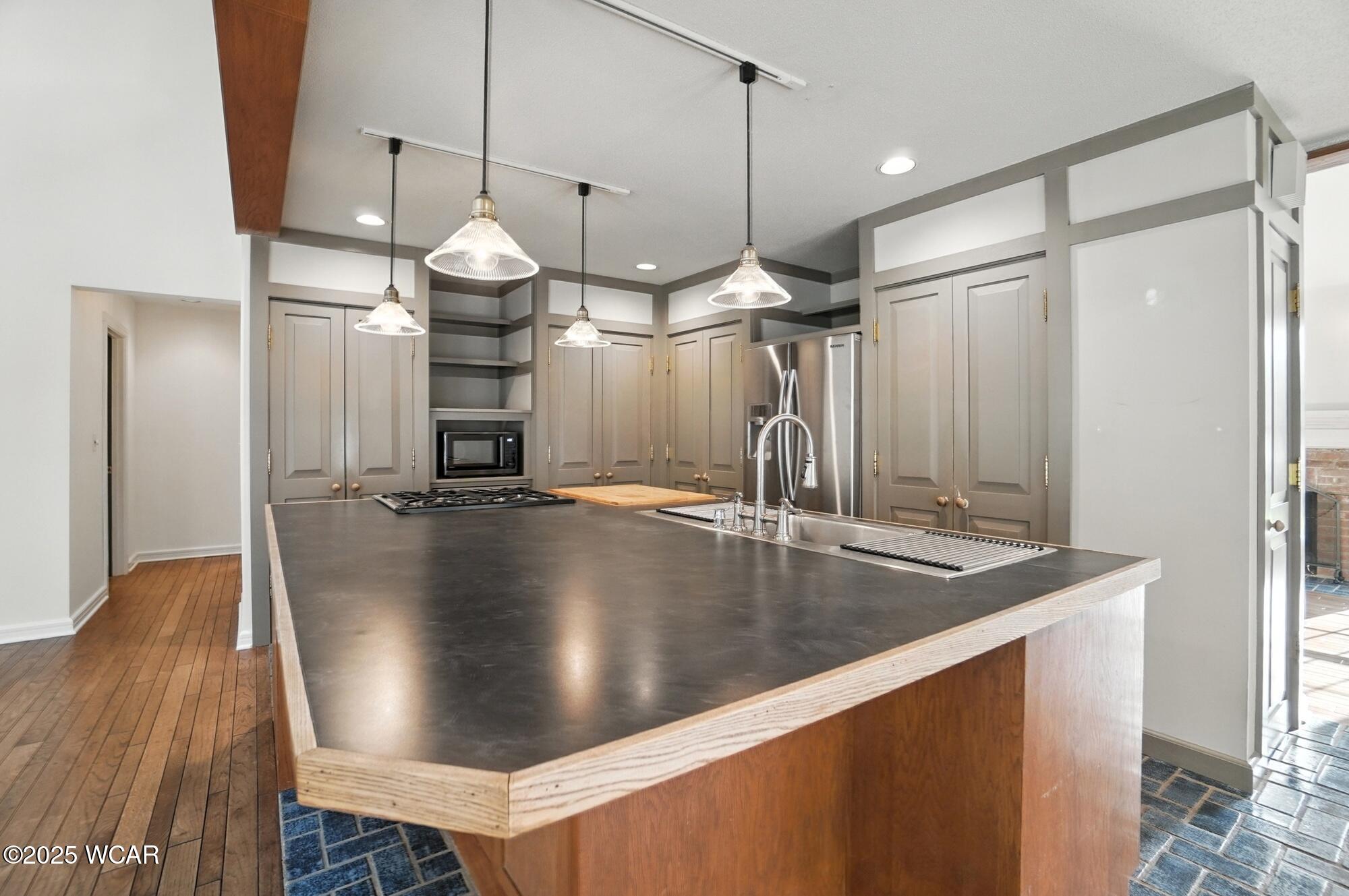 2511 DEBBIE Drive, Lima, Ohio