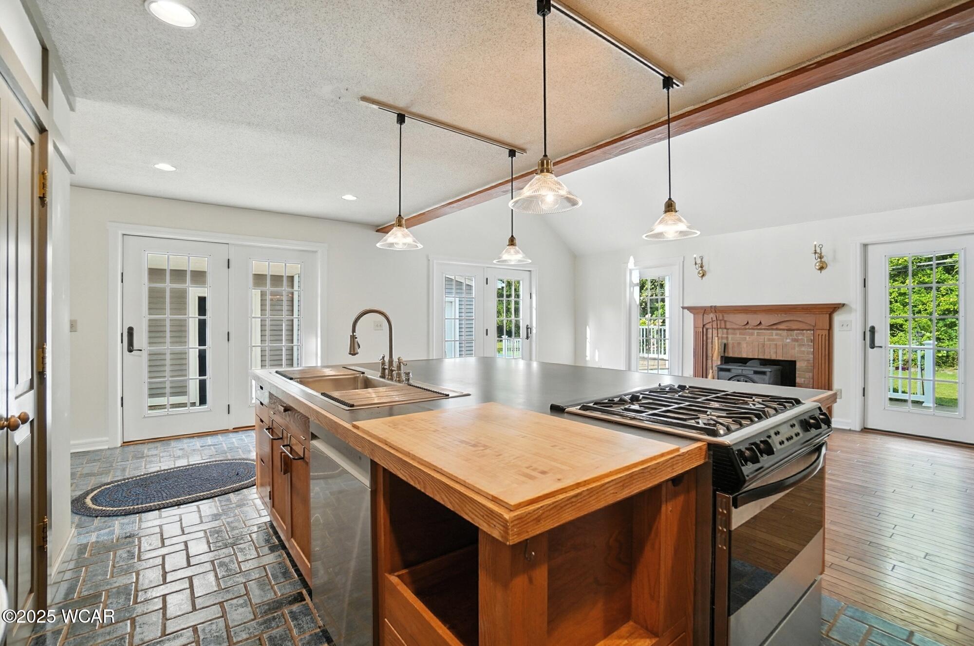 2511 DEBBIE Drive, Lima, Ohio