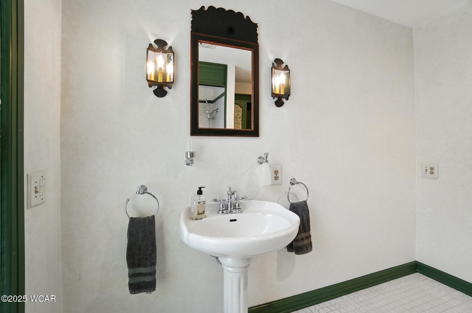 2511 DEBBIE Drive, Lima, Ohio