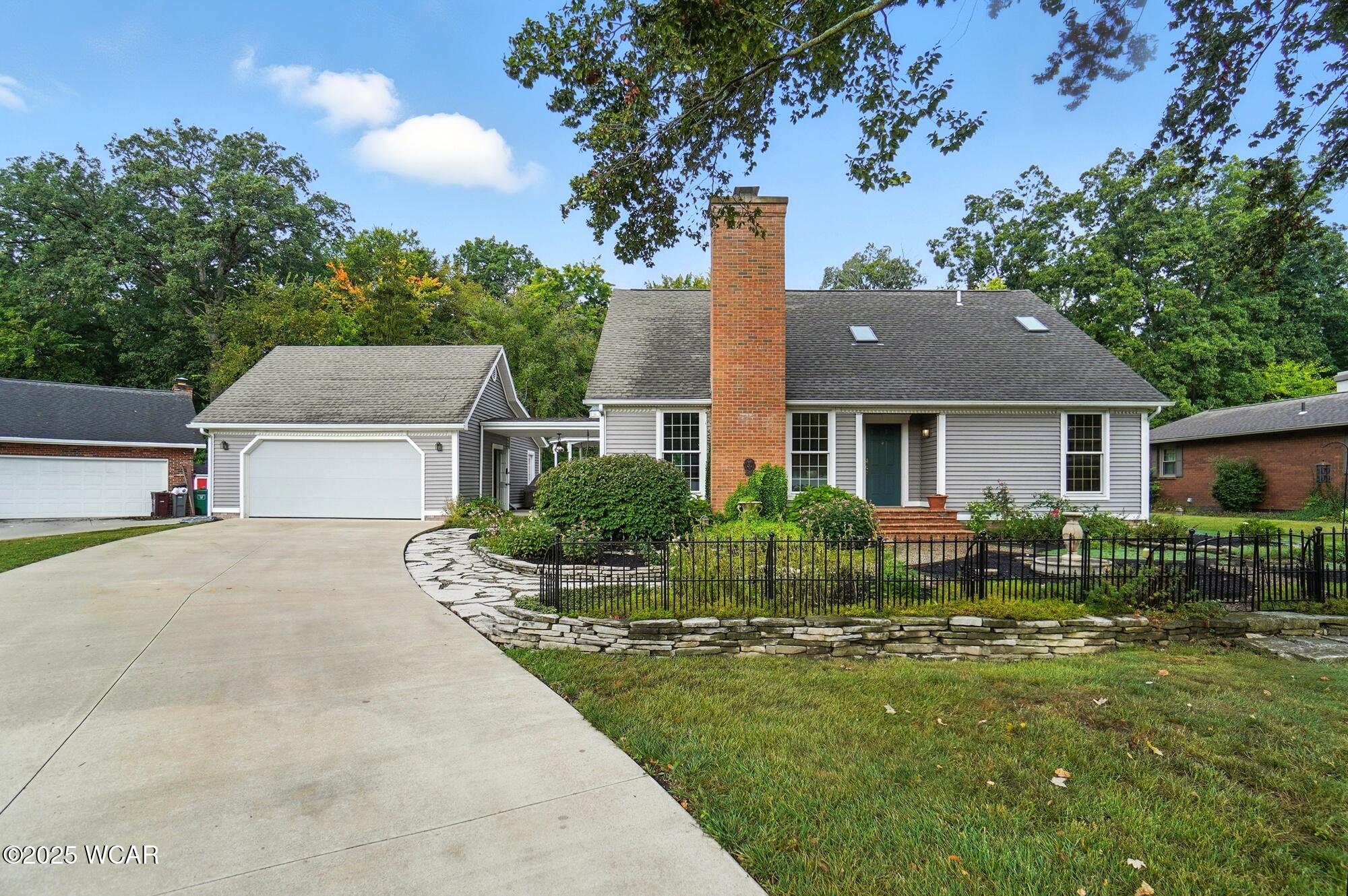 2511 DEBBIE Drive, Lima, Ohio