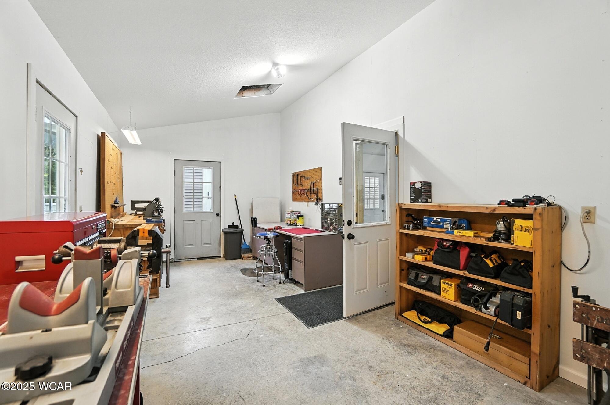 2511 DEBBIE Drive, Lima, Ohio