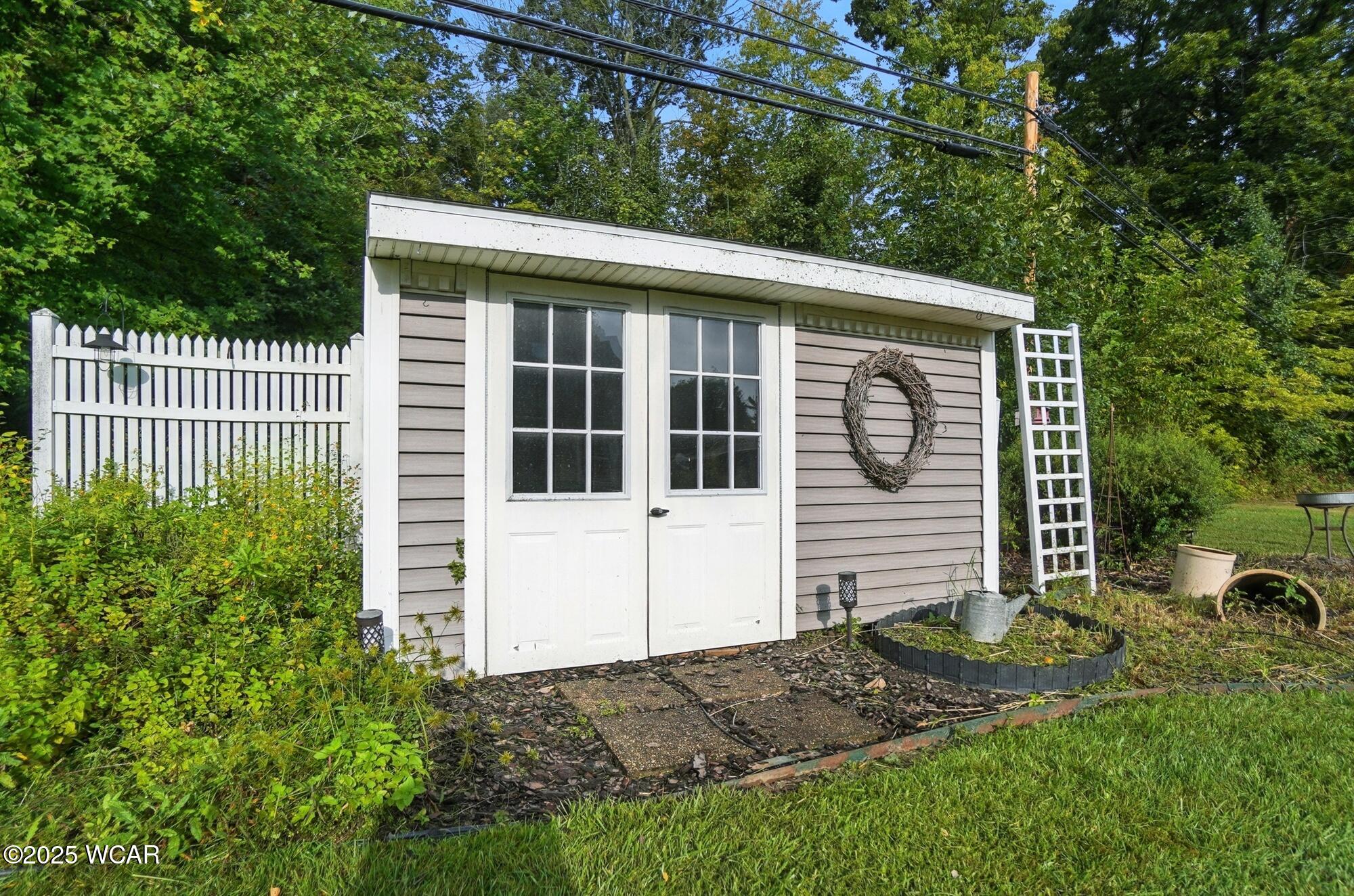 2511 DEBBIE Drive, Lima, Ohio