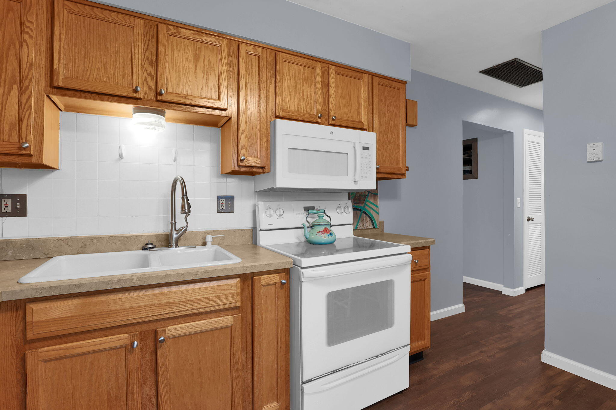 182 Center Street, London, Ohio 43140