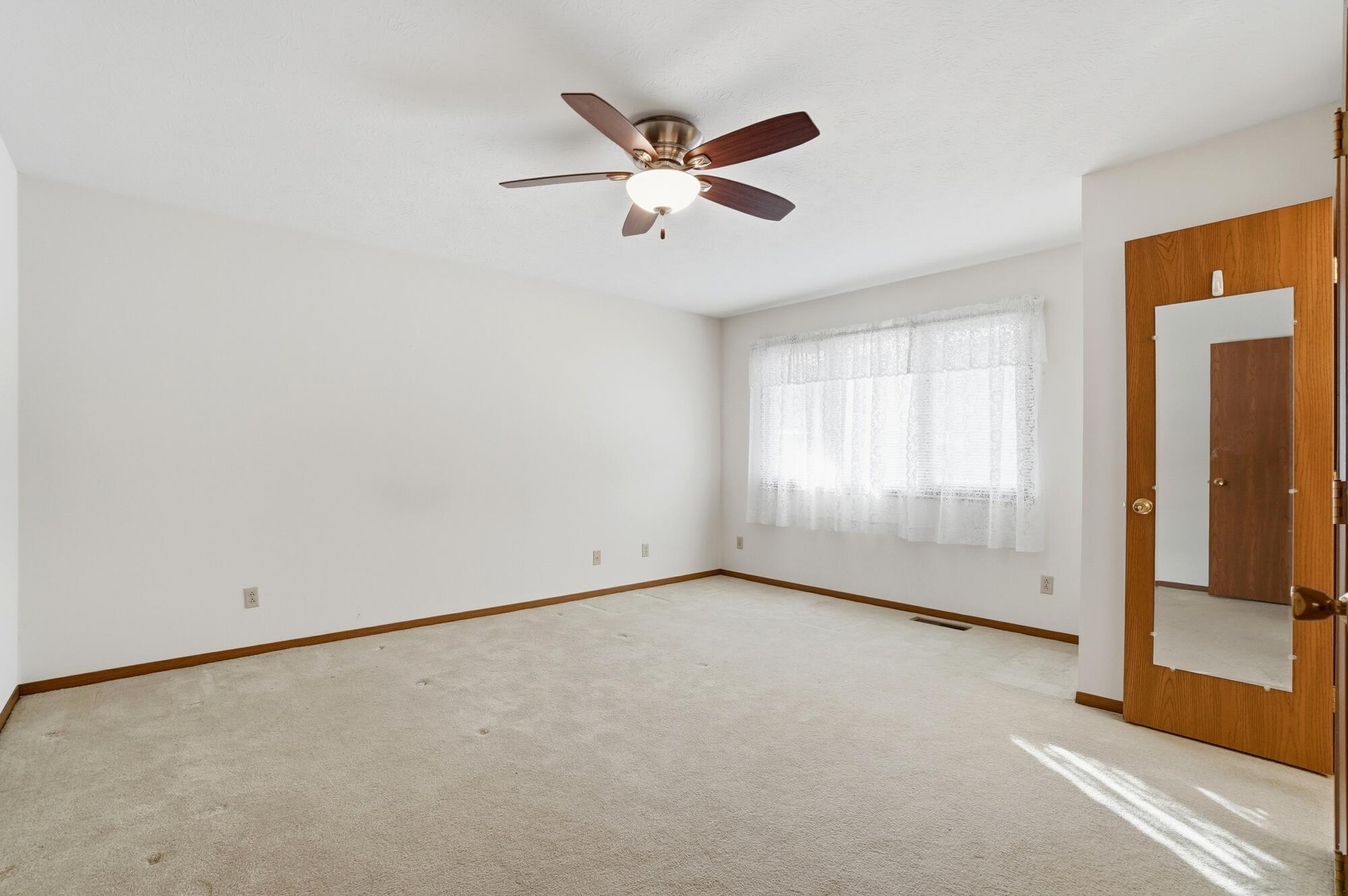 3031 Bradford Drive, Springfield, Ohio 45503