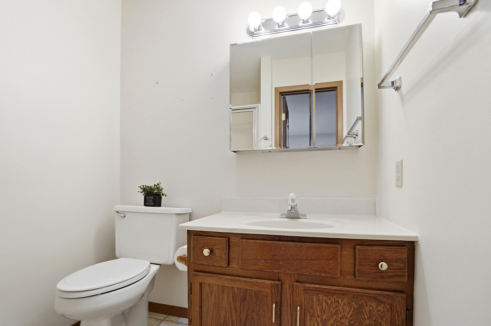 3031 Bradford Drive, Springfield, Ohio 45503