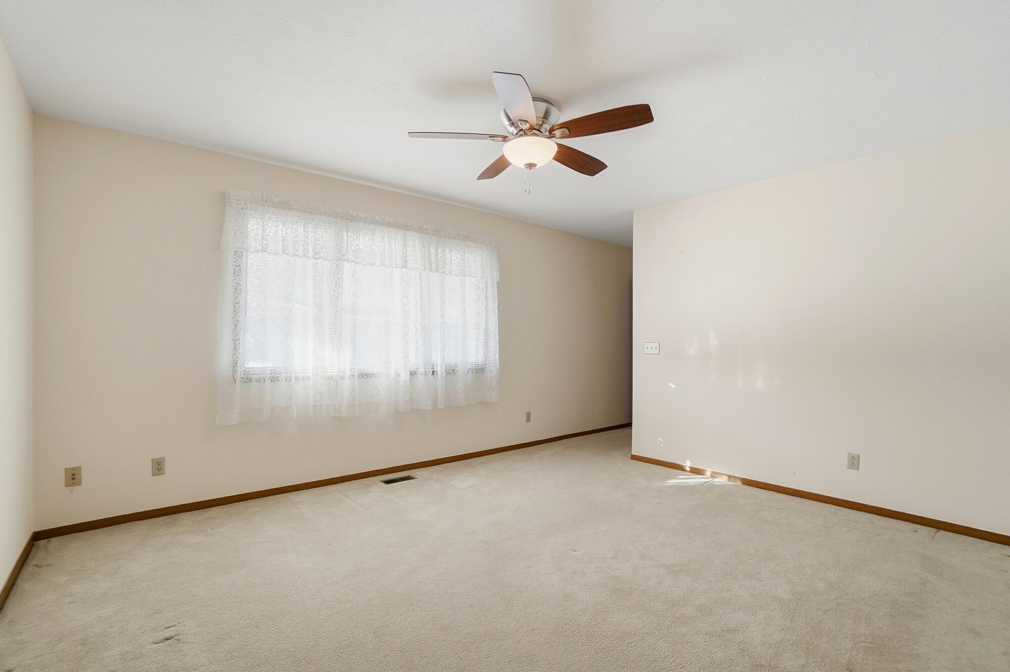 3031 Bradford Drive, Springfield, Ohio 45503