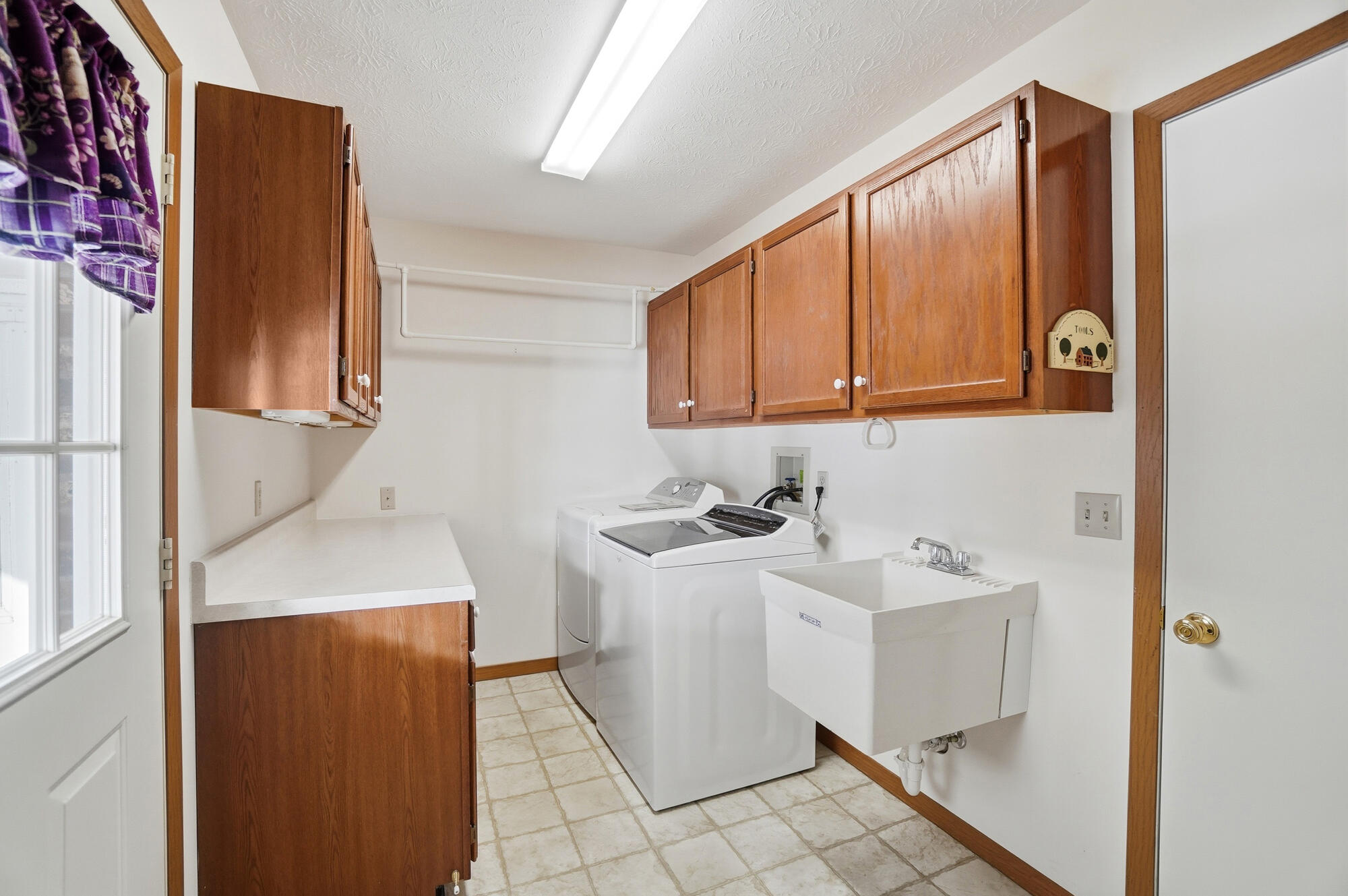 3031 Bradford Drive, Springfield, Ohio 45503