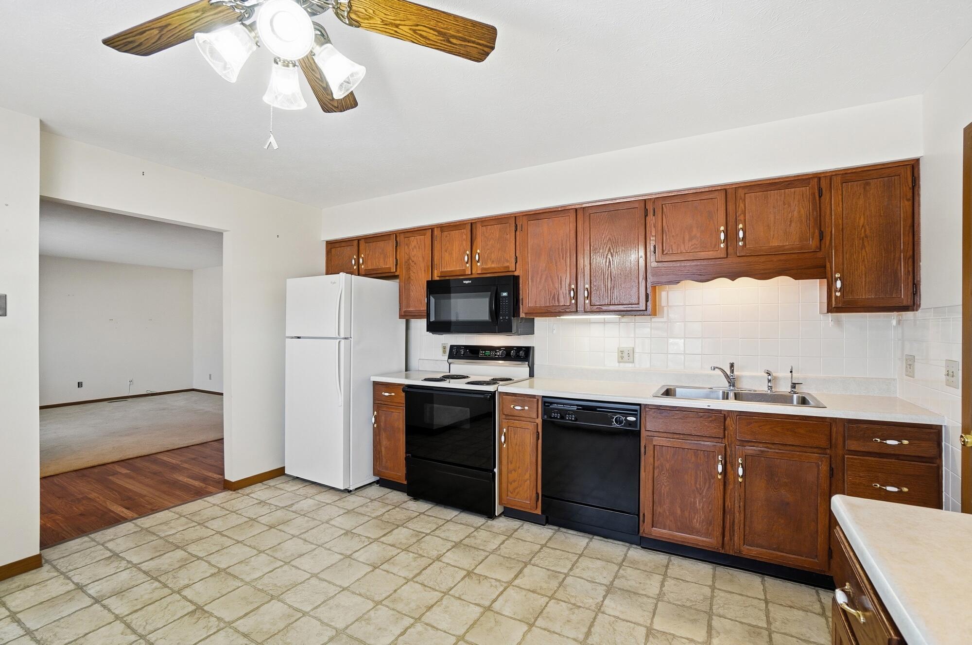 3031 Bradford Drive, Springfield, Ohio 45503