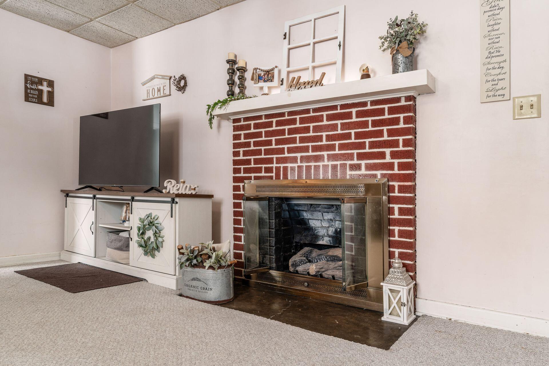 103 Main Street, Wilkesville, Ohio 45695