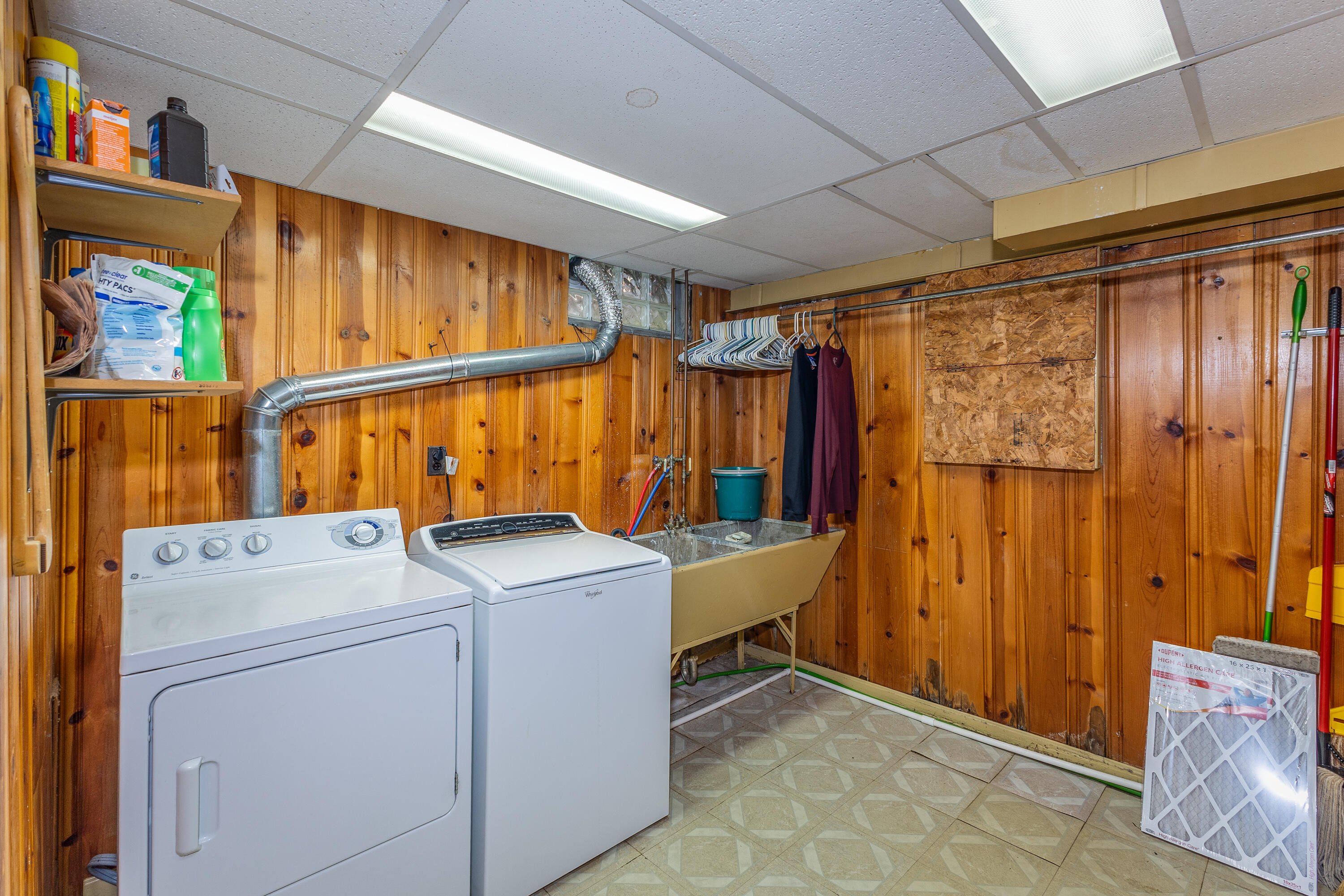 3220 Zephyr Drive, Dayton, Ohio 45414