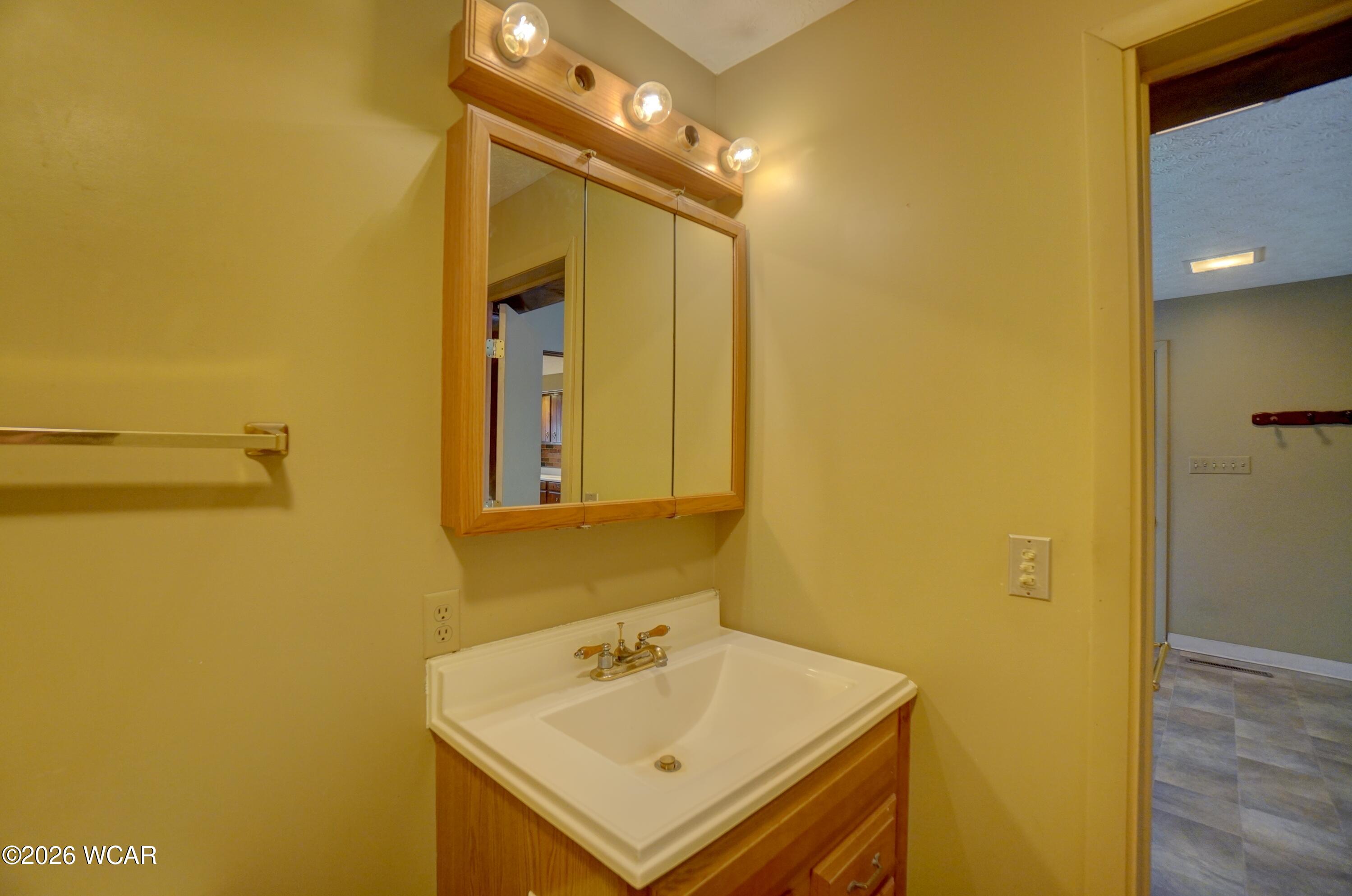 8626 County Road 175, Kenton, Ohio