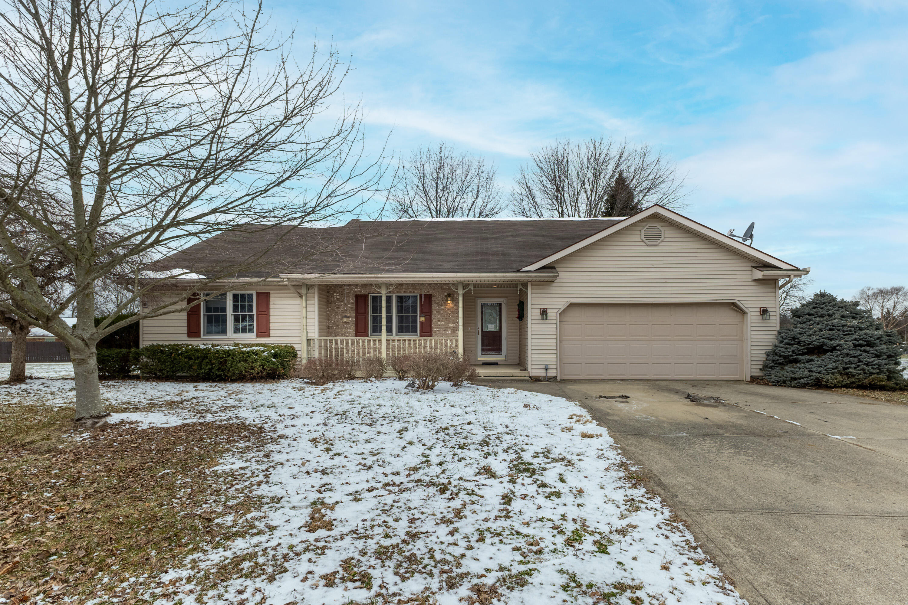 3174 Gardenia Drive, Troy, Ohio 45373