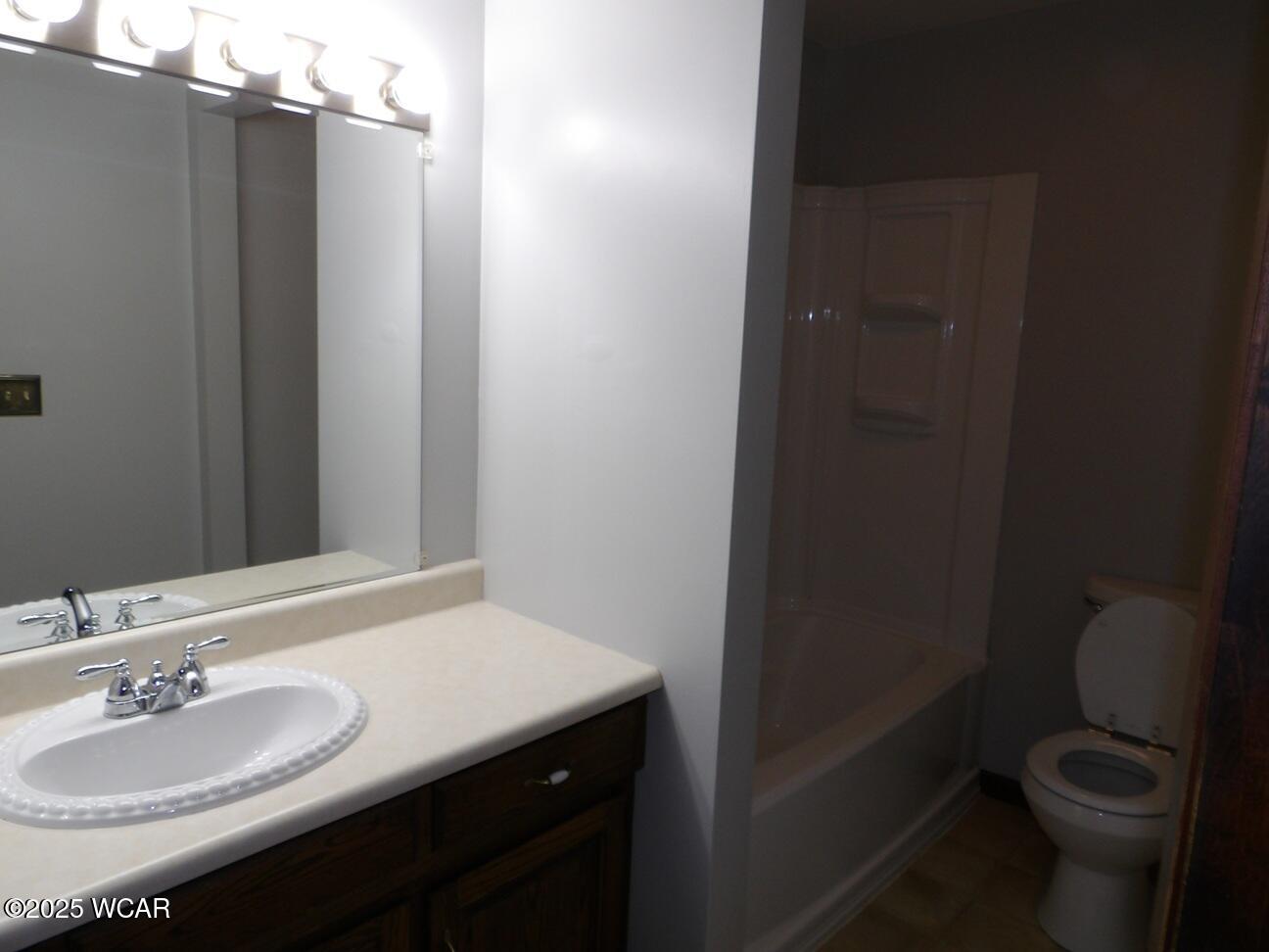 3648 Hiawatha Trail, Lima, Ohio