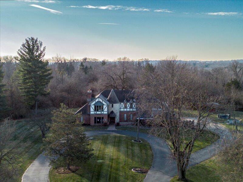 1300 Ginghamsburg Road, Tipp City, Ohio 45371