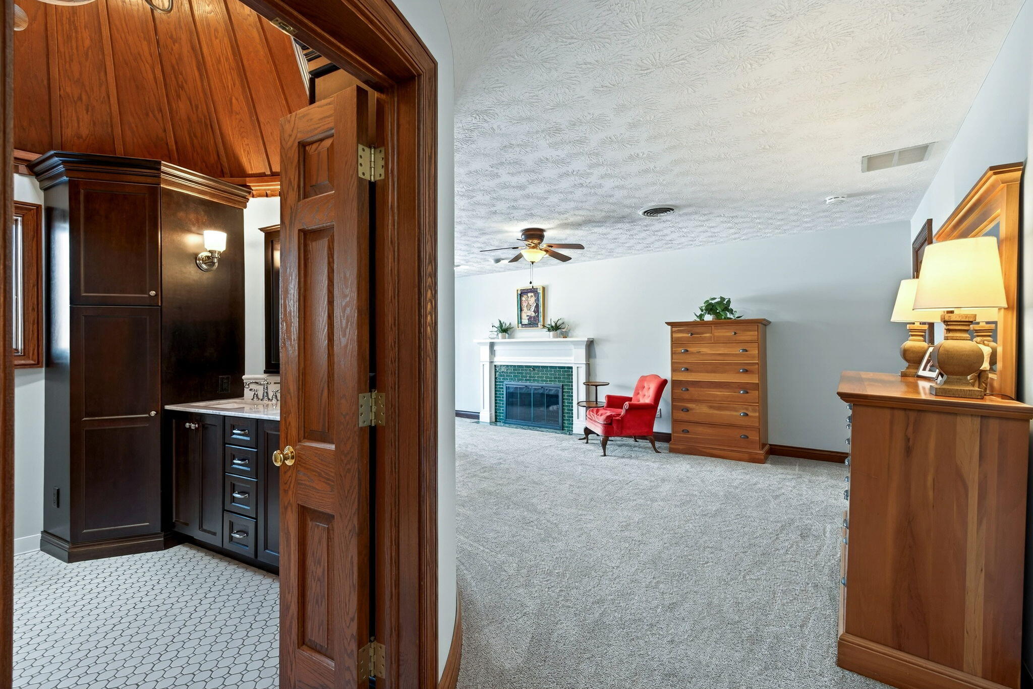 1300 Ginghamsburg Road, Tipp City, Ohio 45371