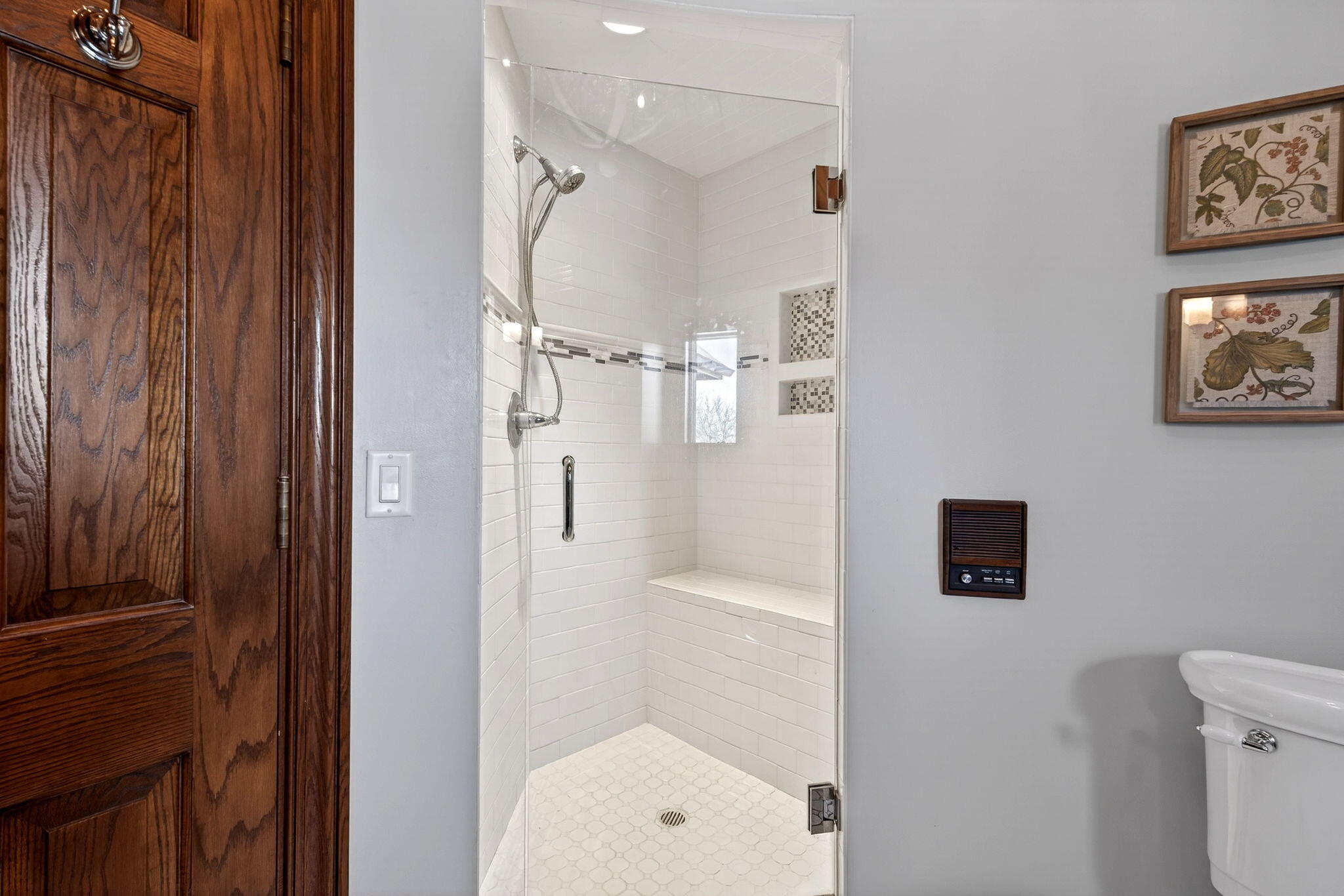 1300 Ginghamsburg Road, Tipp City, Ohio 45371