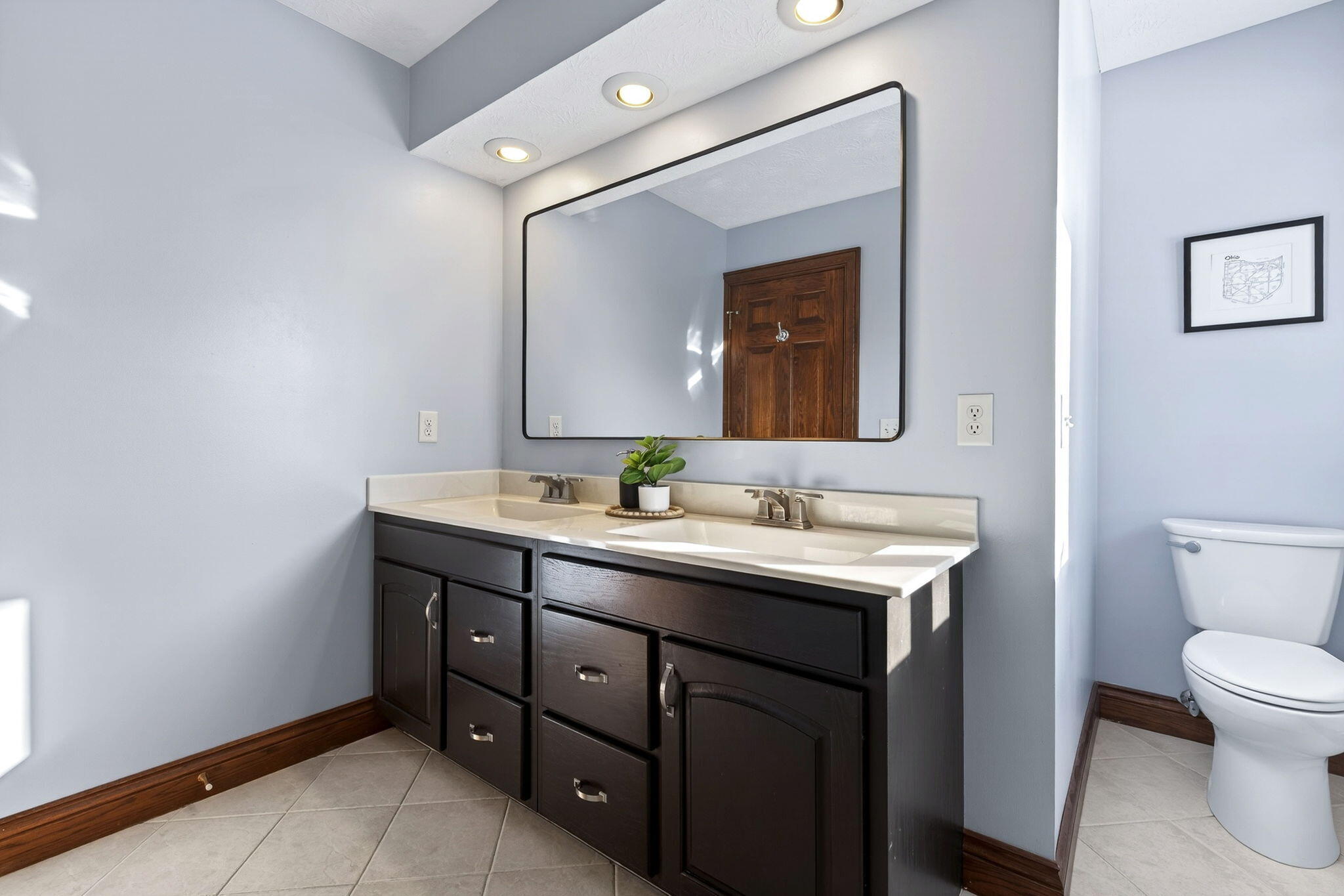 1300 Ginghamsburg Road, Tipp City, Ohio 45371