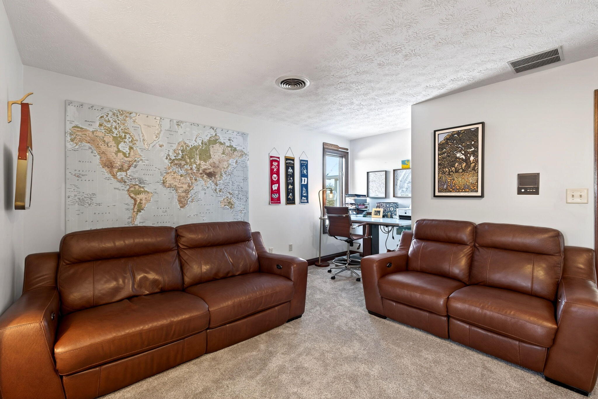 1300 Ginghamsburg Road, Tipp City, Ohio 45371