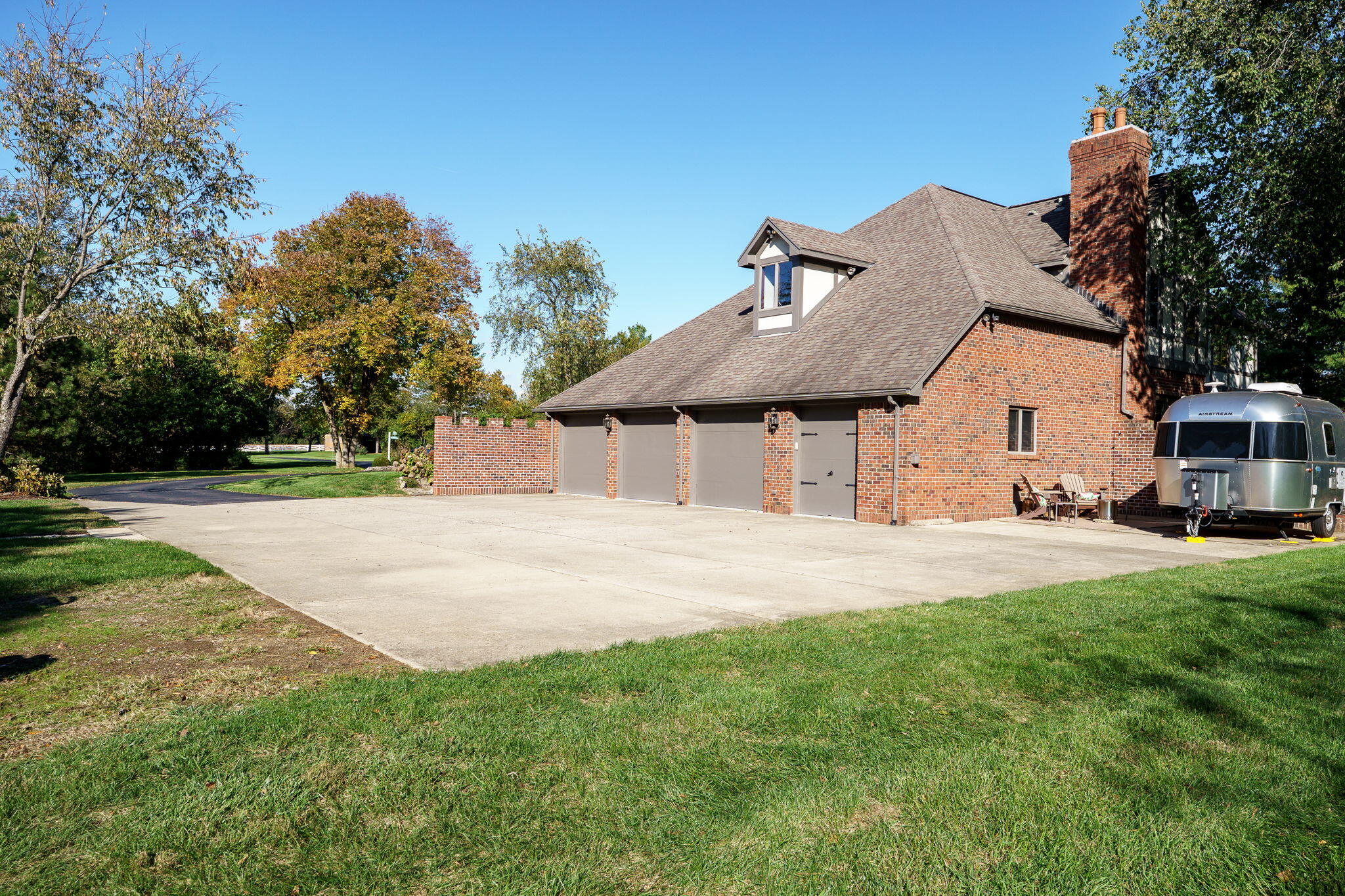 1300 Ginghamsburg Road, Tipp City, Ohio 45371