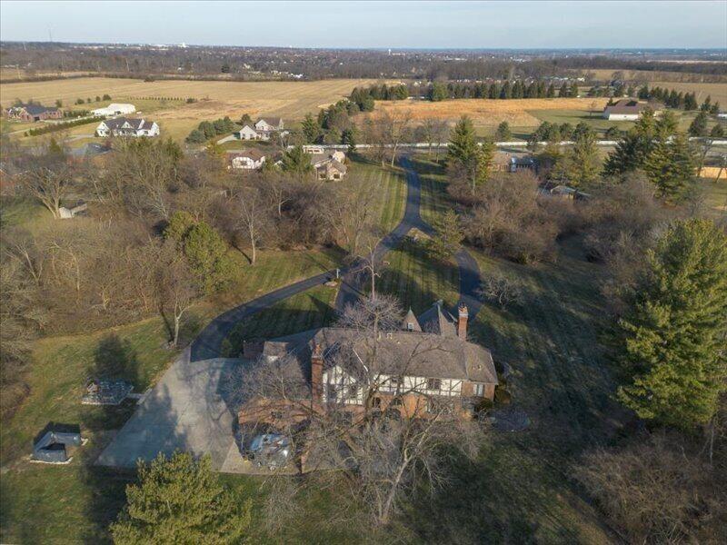 1300 Ginghamsburg Road, Tipp City, Ohio 45371