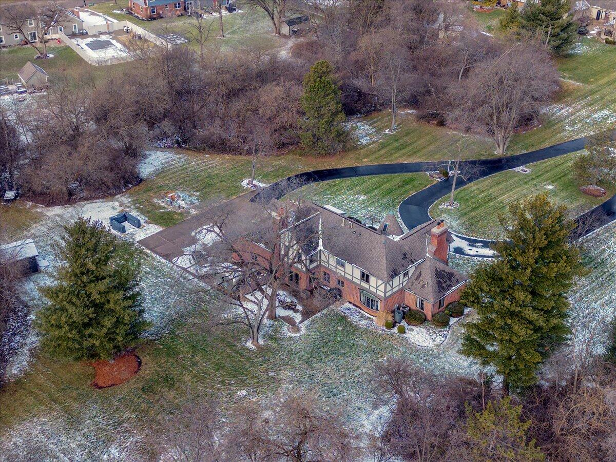 1300 Ginghamsburg Road, Tipp City, Ohio 45371