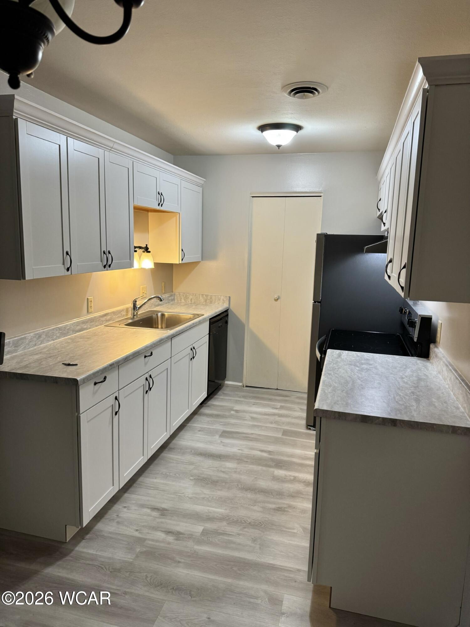 2275 Cable Road, Lima, Ohio