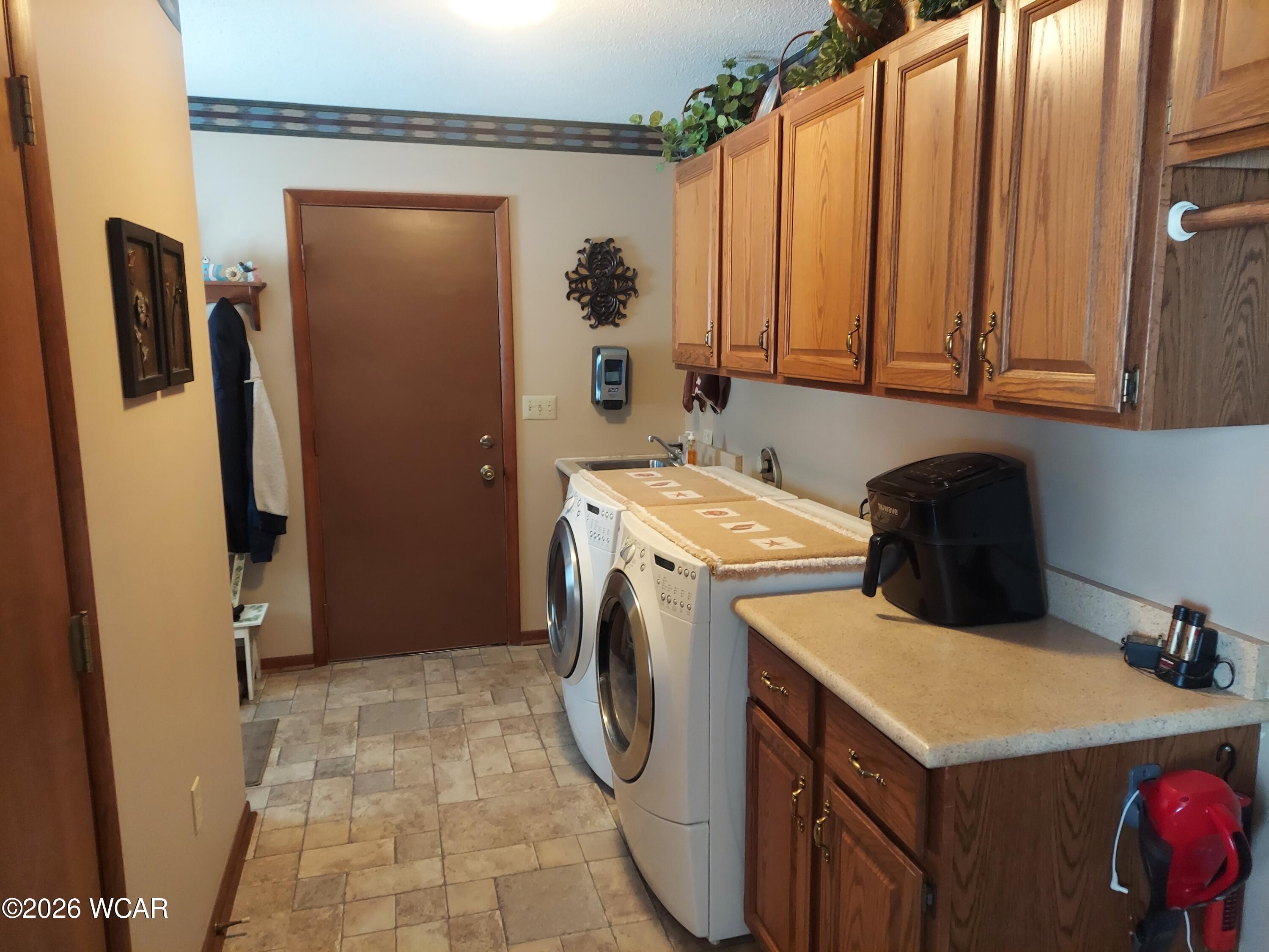 1743 Sherry Lee Drive, Lima, Ohio