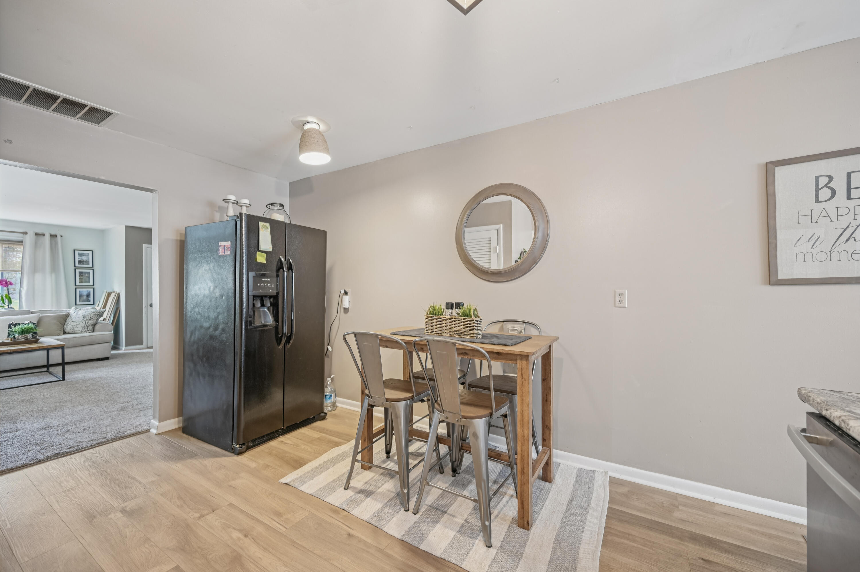 2076 Stowe Drive, Springfield, Ohio 45505