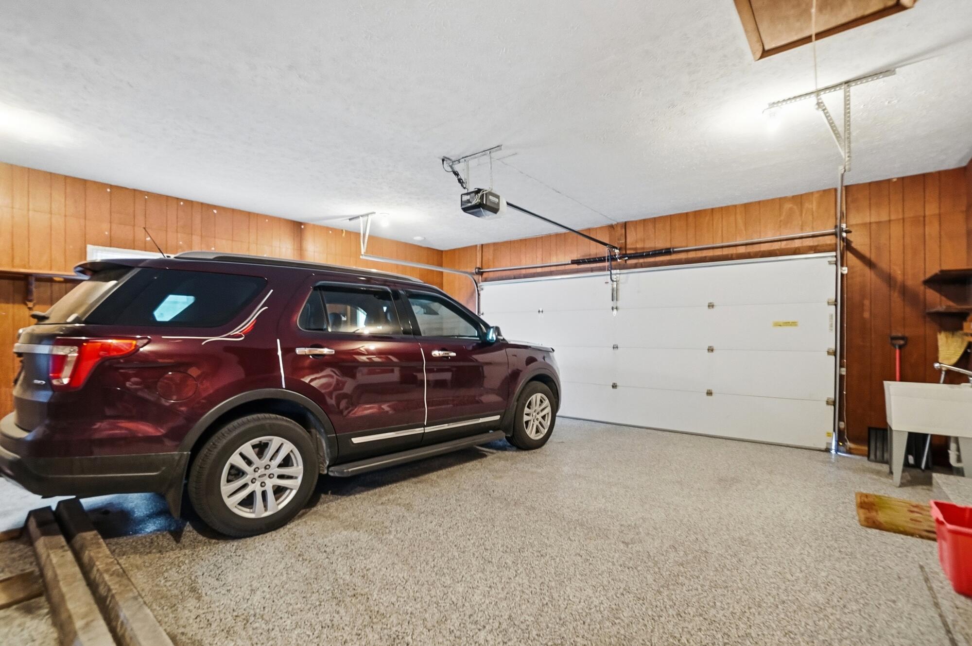 918 Carnation Drive, Wapakoneta, Ohio 45895