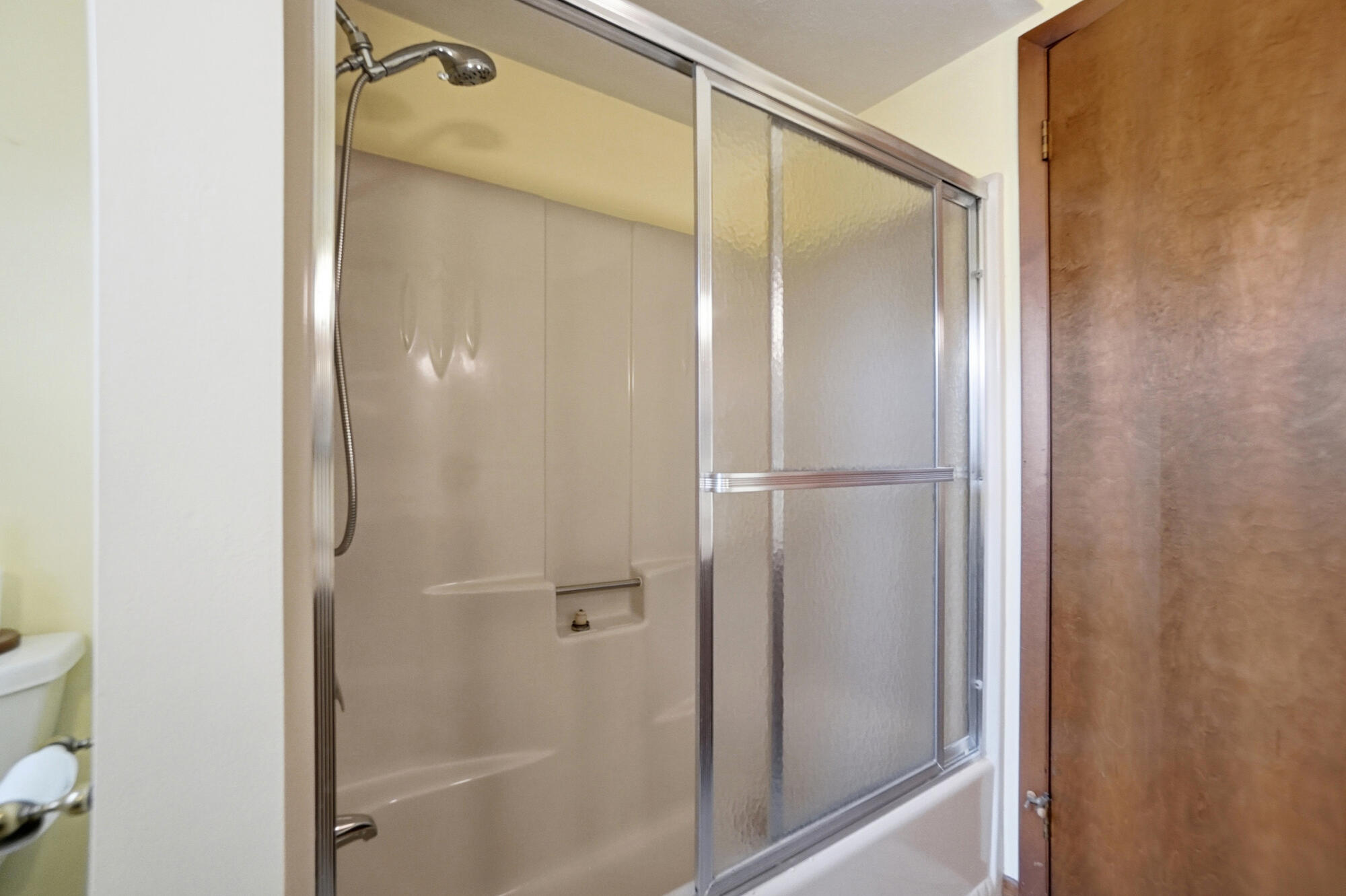 918 Carnation Drive, Wapakoneta, Ohio 45895