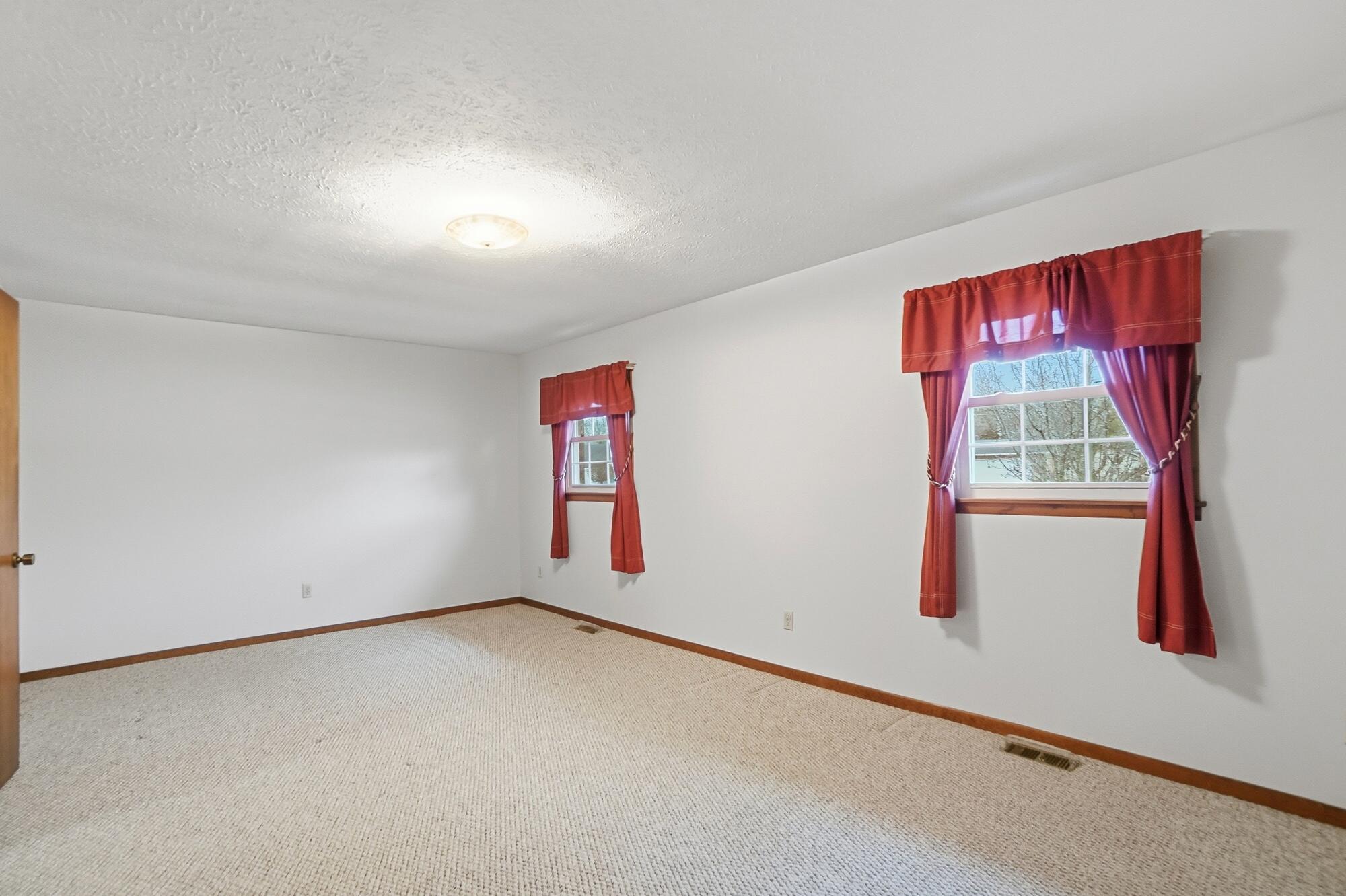 918 Carnation Drive, Wapakoneta, Ohio 45895