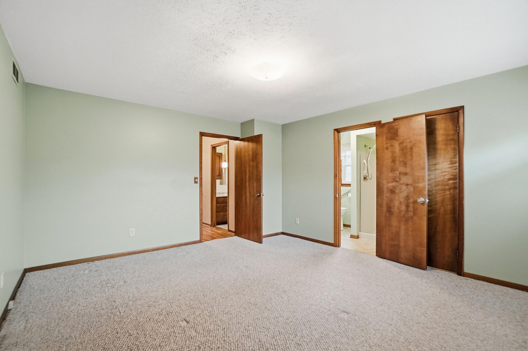 918 Carnation Drive, Wapakoneta, Ohio 45895