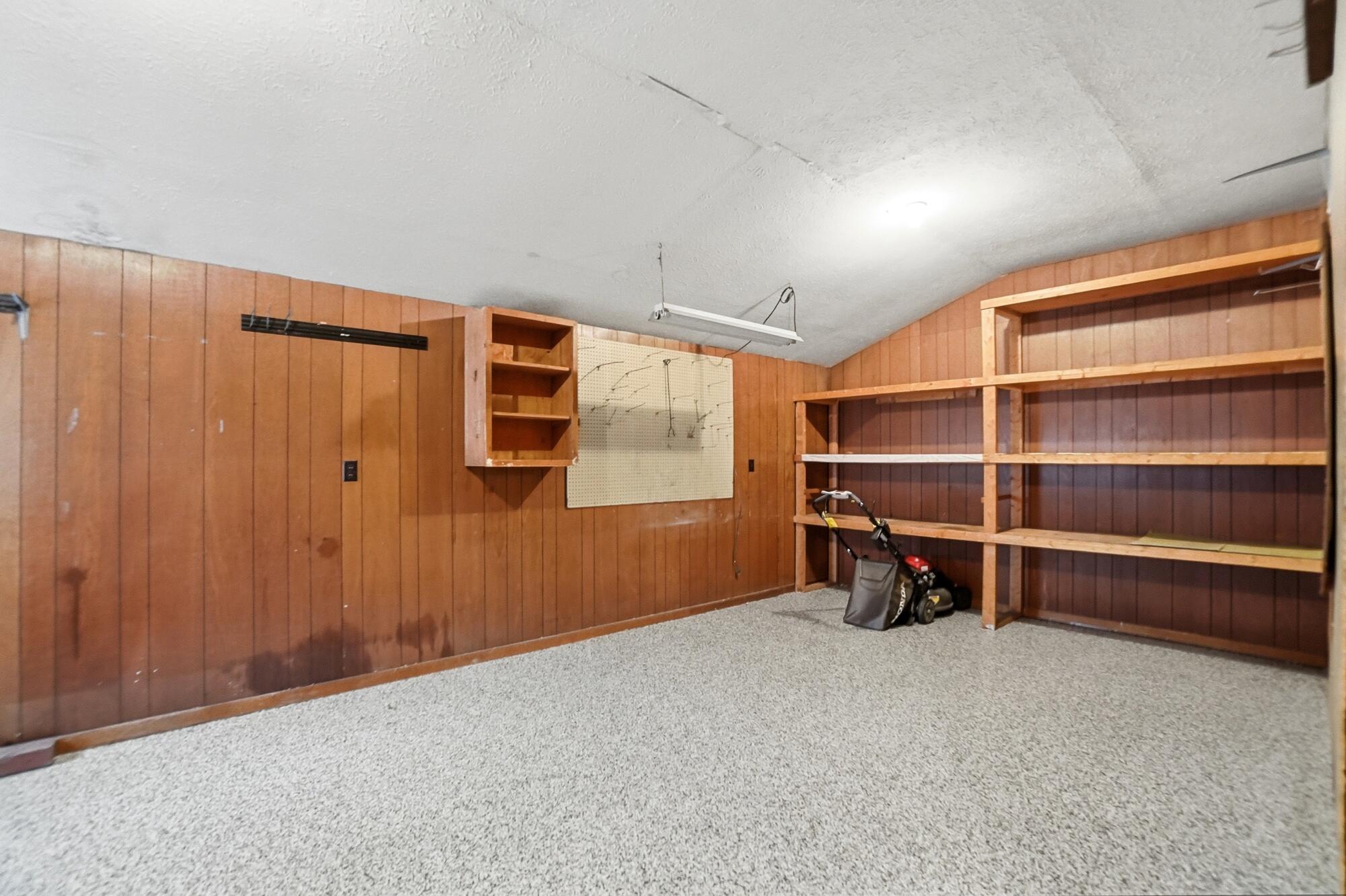 918 Carnation Drive, Wapakoneta, Ohio 45895