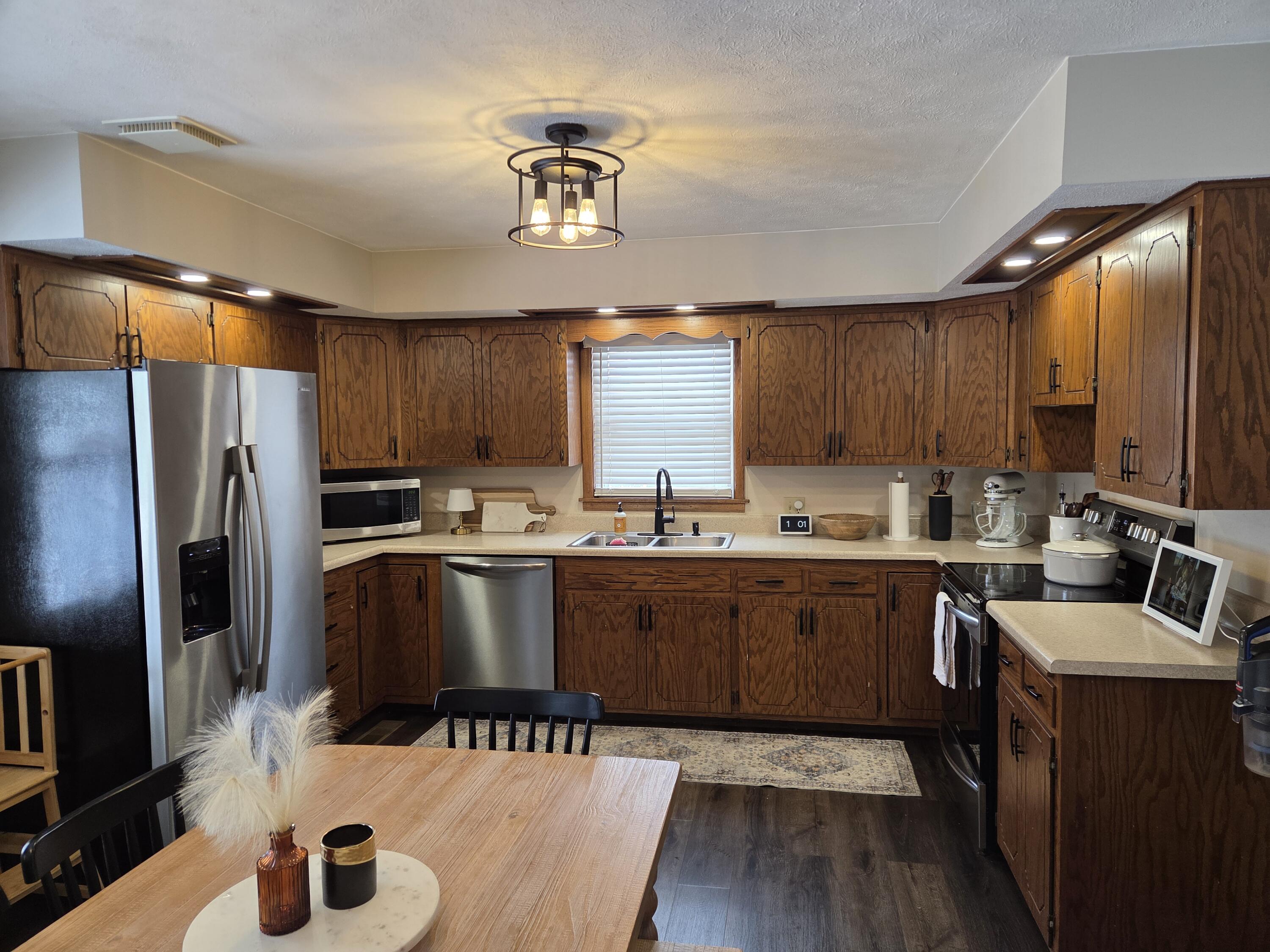 17674 Moulton Fort Amanda Road, Wapakoneta, Ohio 45895