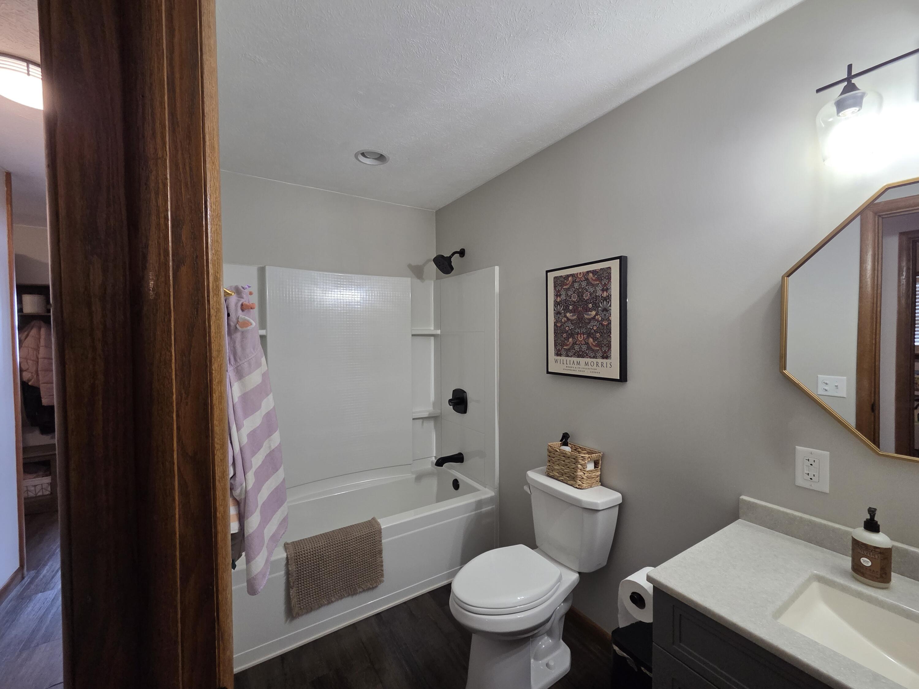 17674 Moulton Fort Amanda Road, Wapakoneta, Ohio 45895