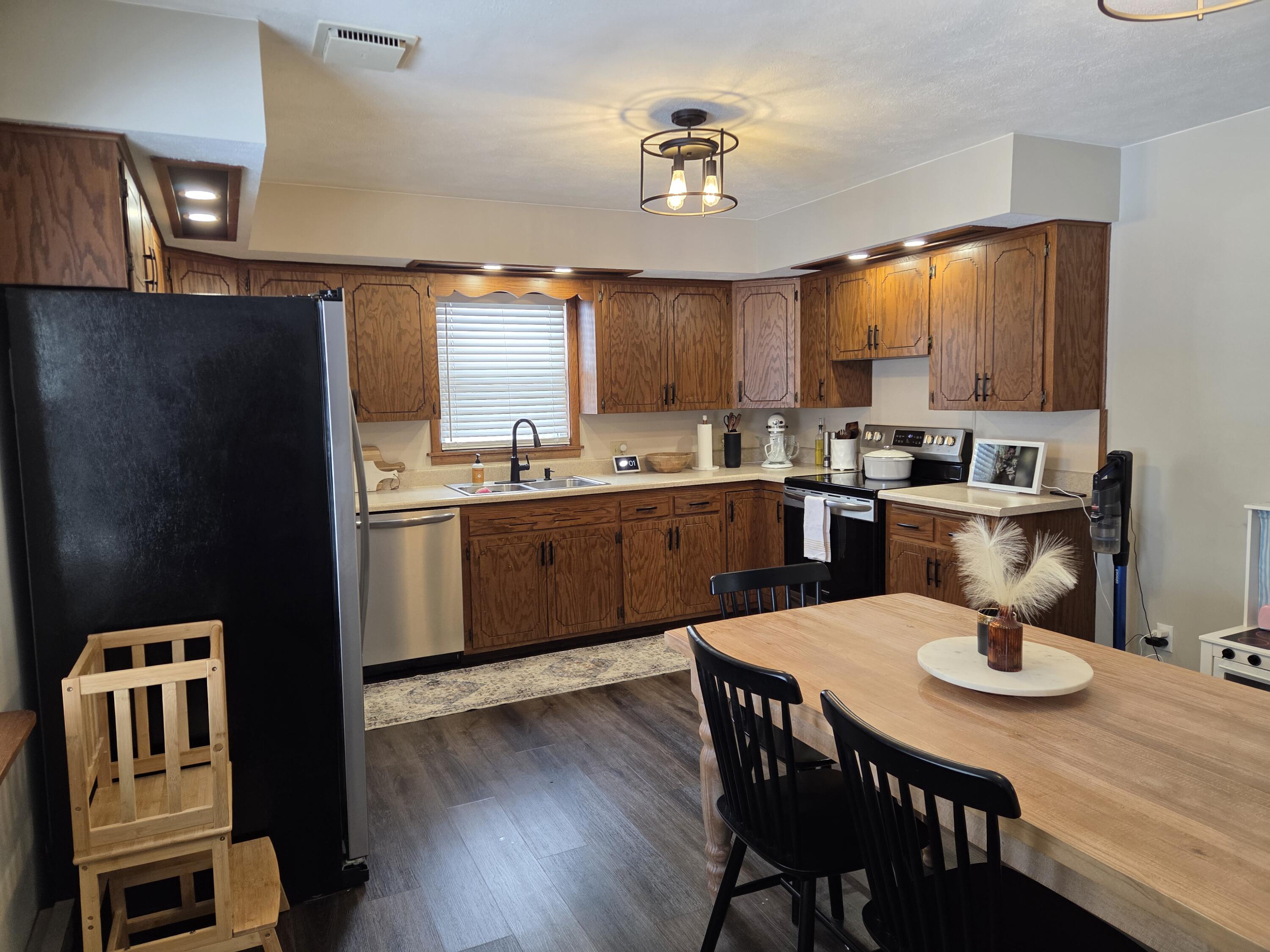 17674 Moulton Fort Amanda Road, Wapakoneta, Ohio 45895