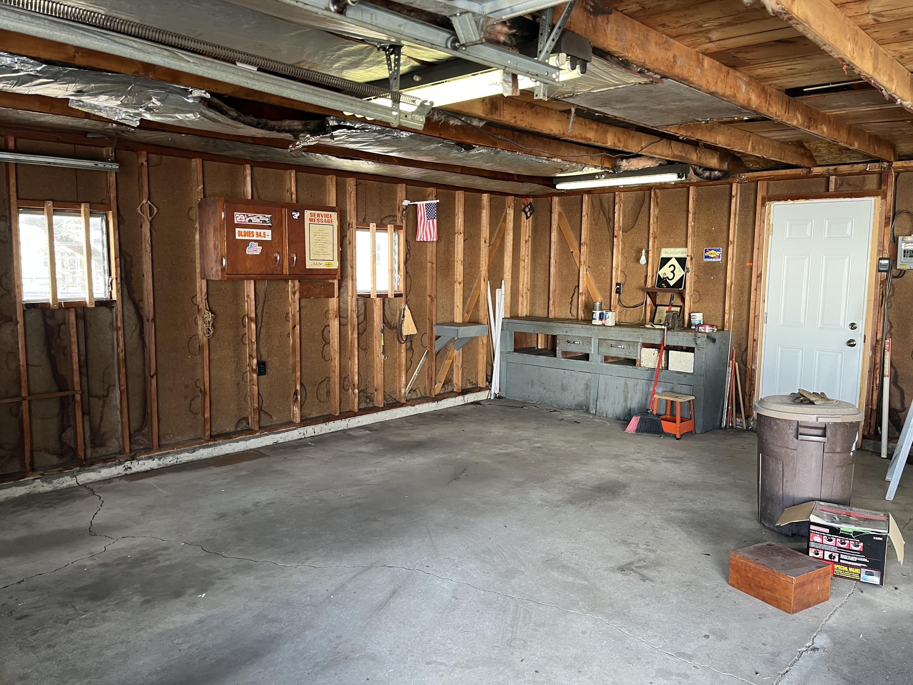 2124 Woodside Avenue, Springfield, Ohio 45503