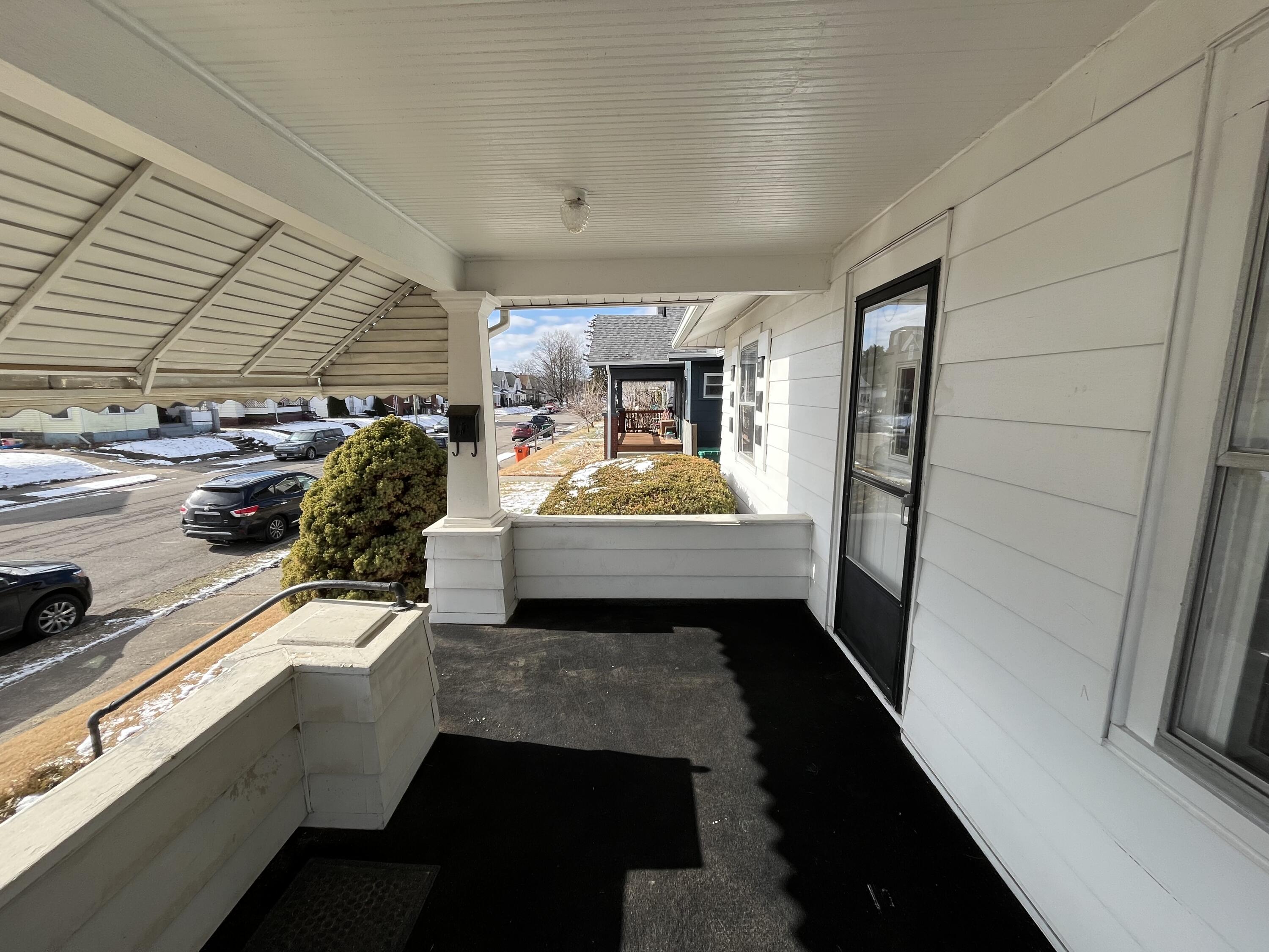 2124 Woodside Avenue, Springfield, Ohio 45503