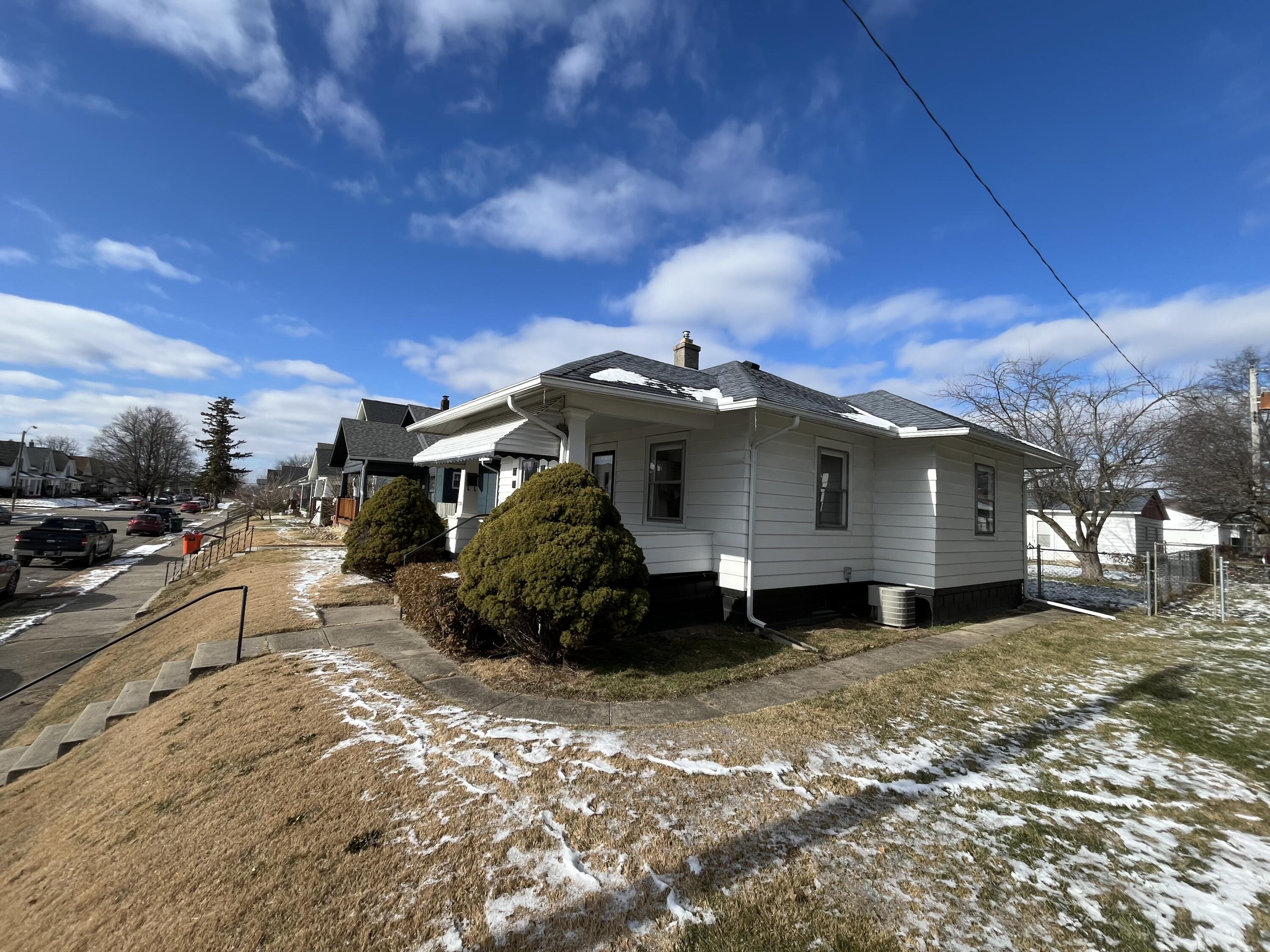 2124 Woodside Avenue, Springfield, Ohio 45503